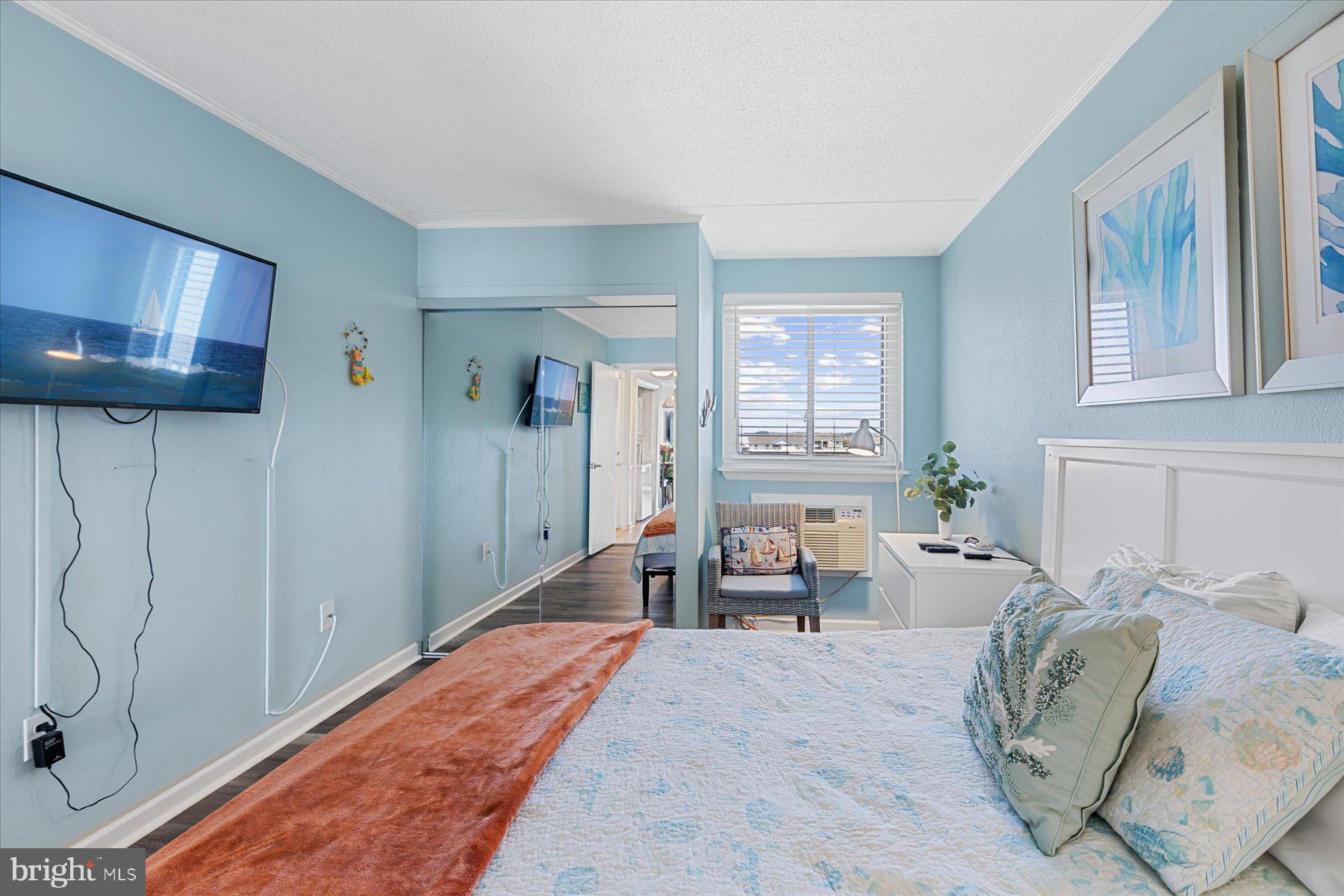 CAINE HARBOR MILE - Residential