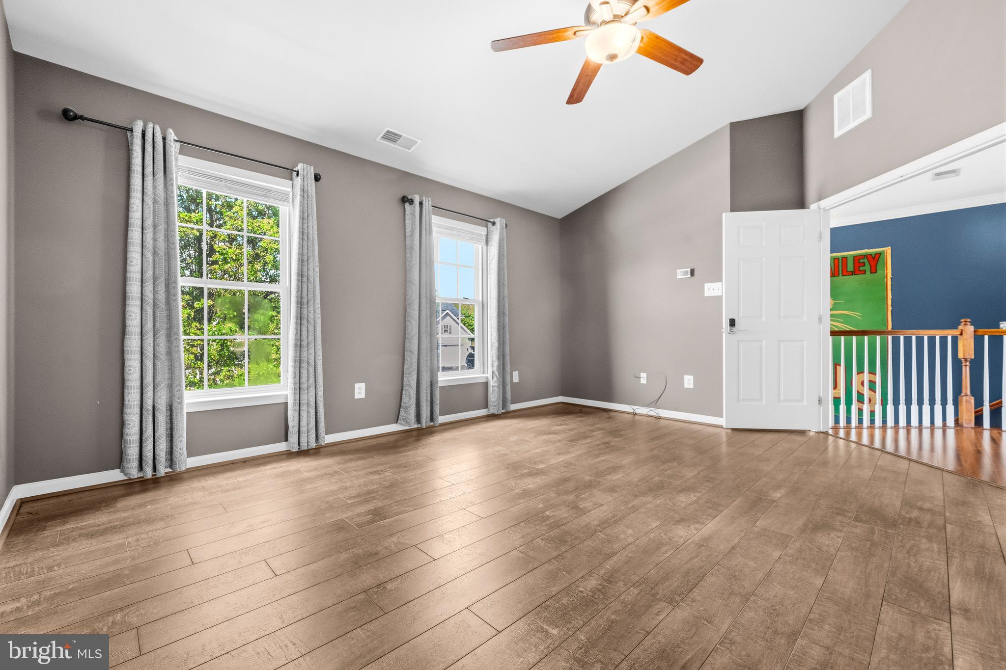 JENNA ESTATES - Residential