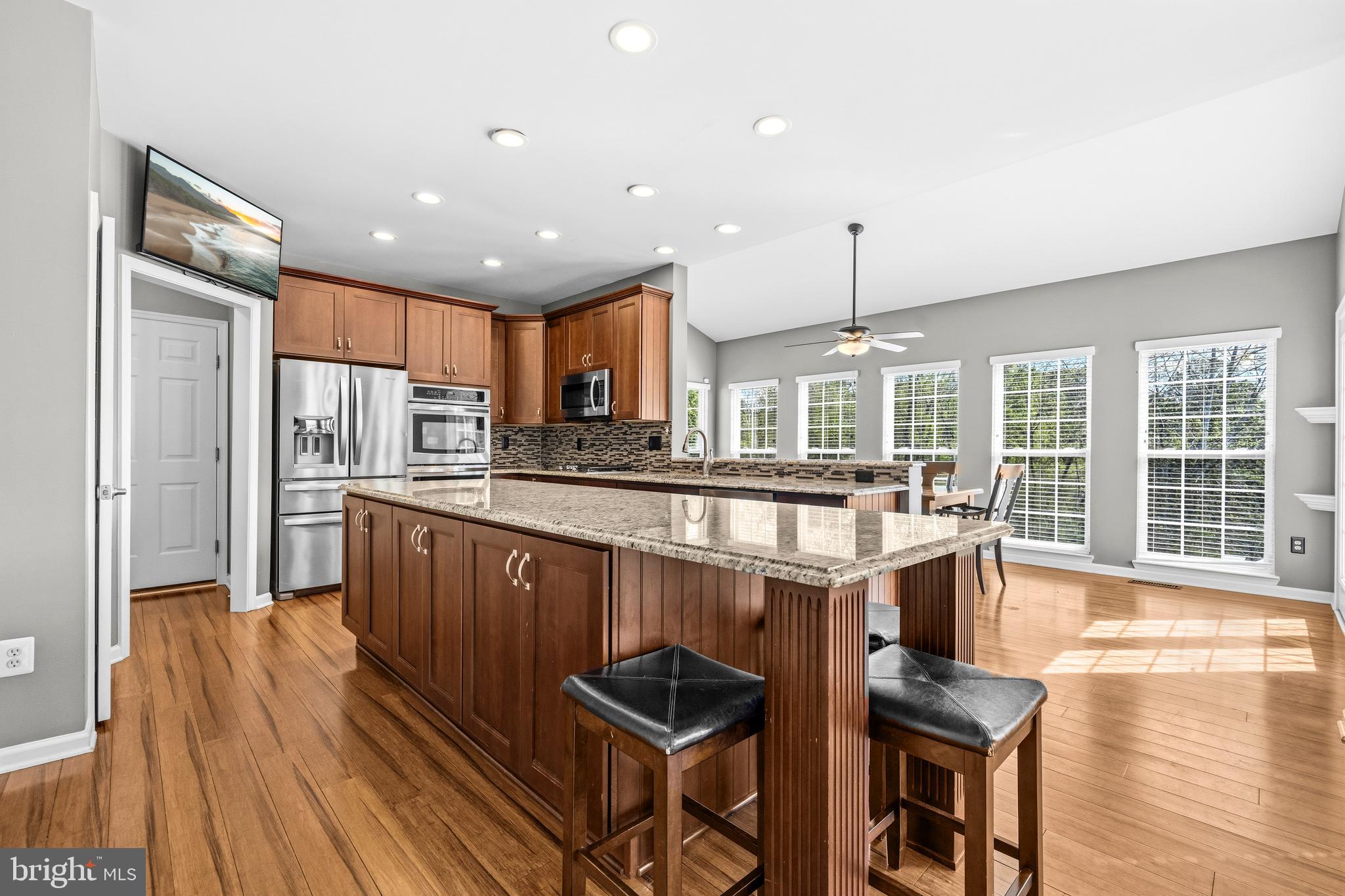 JENNA ESTATES - Residential