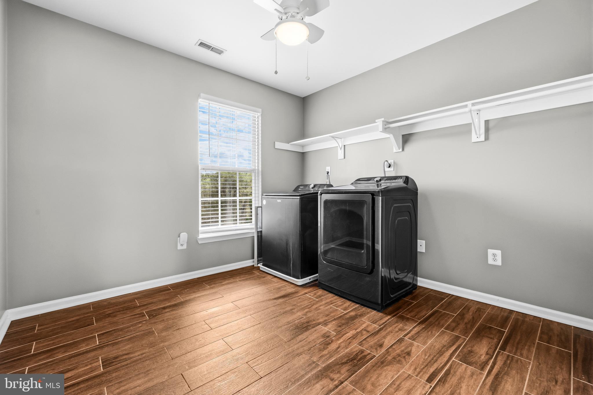 JENNA ESTATES - Residential