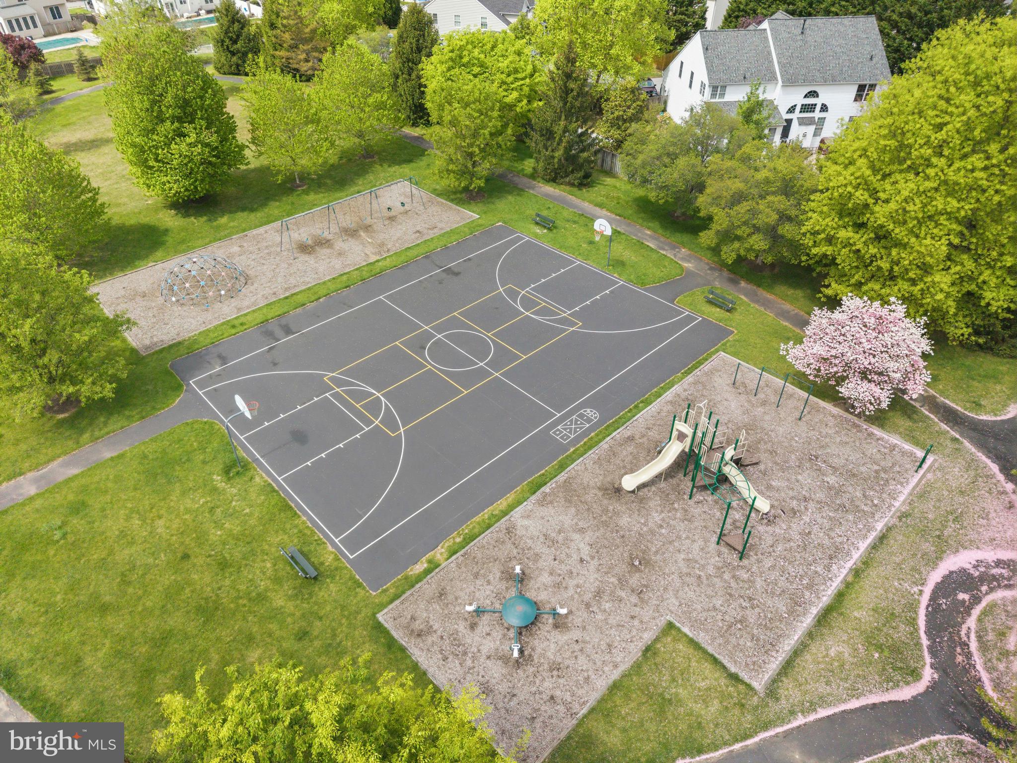 JENNA ESTATES - Residential