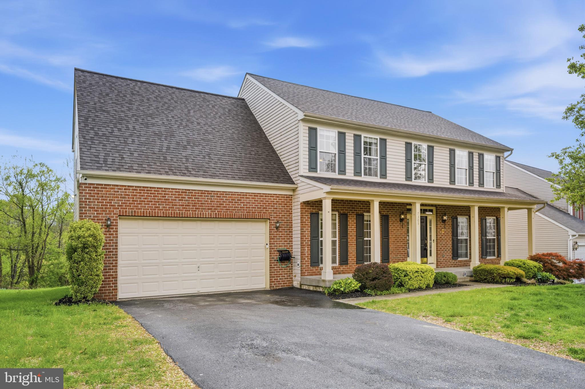 JENNA ESTATES - Residential