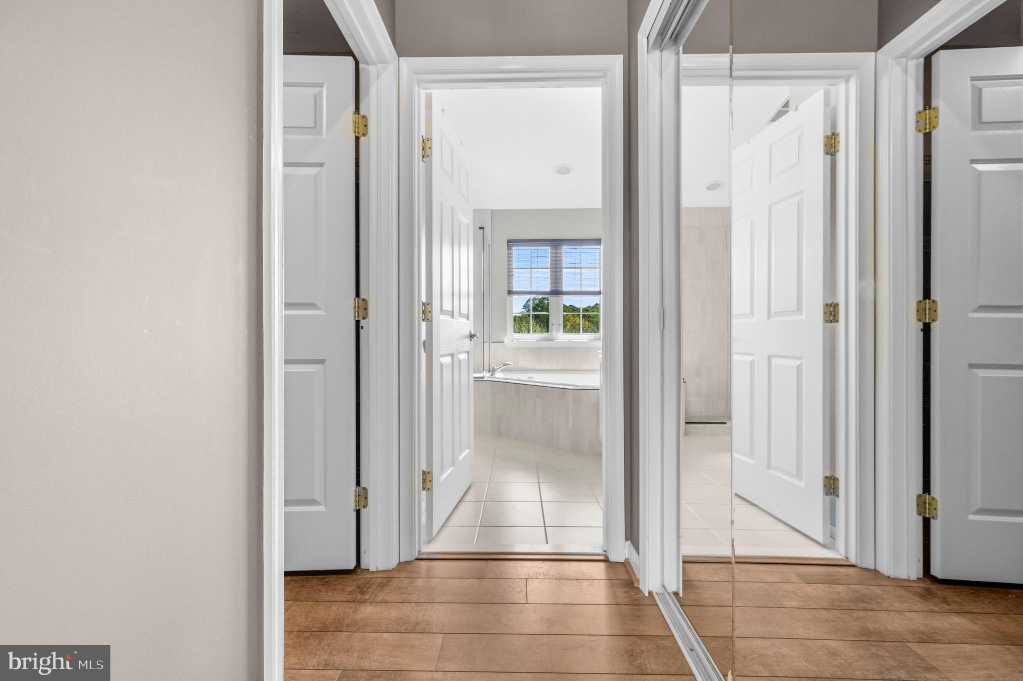 JENNA ESTATES - Residential