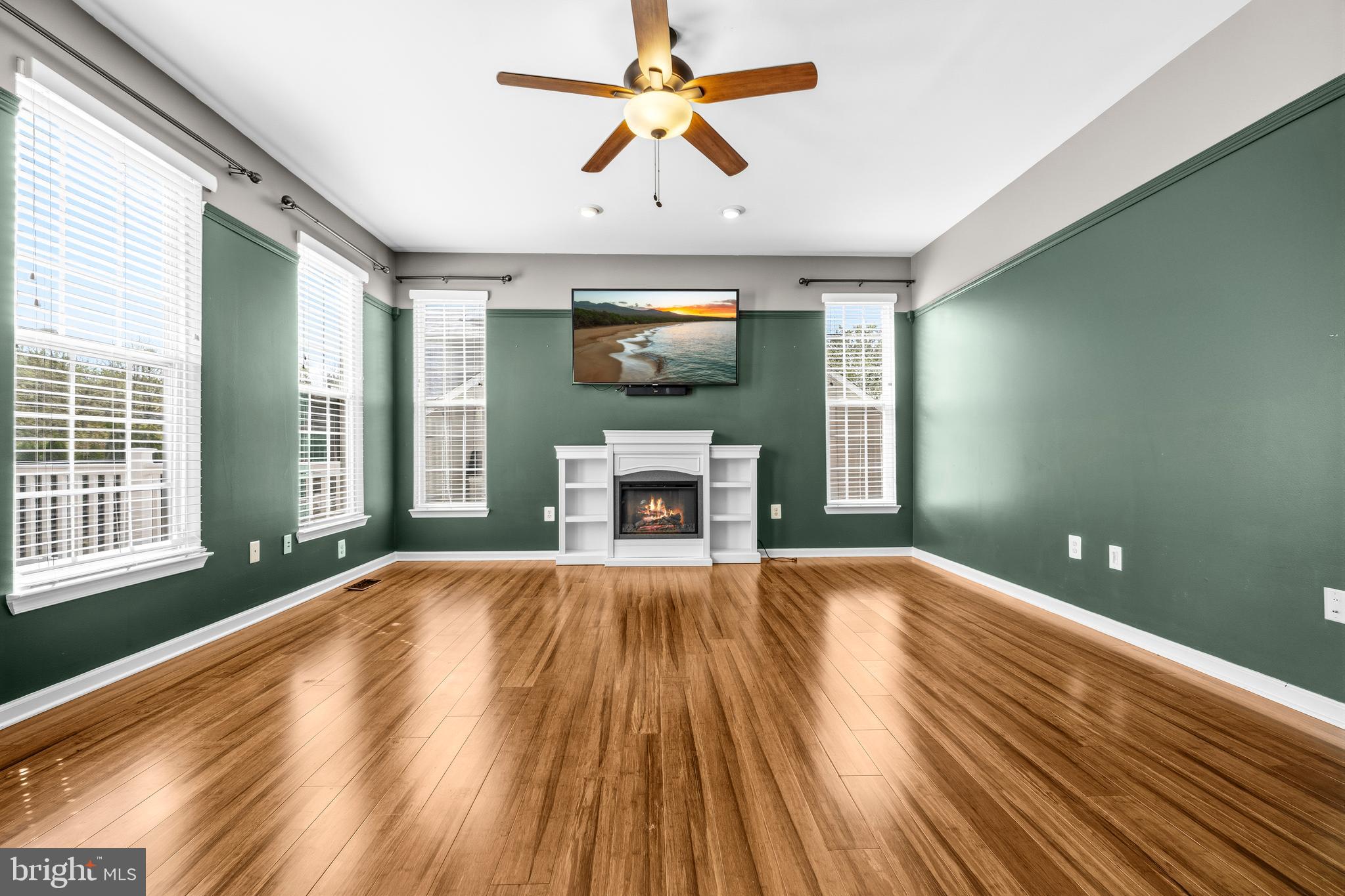 JENNA ESTATES - Residential