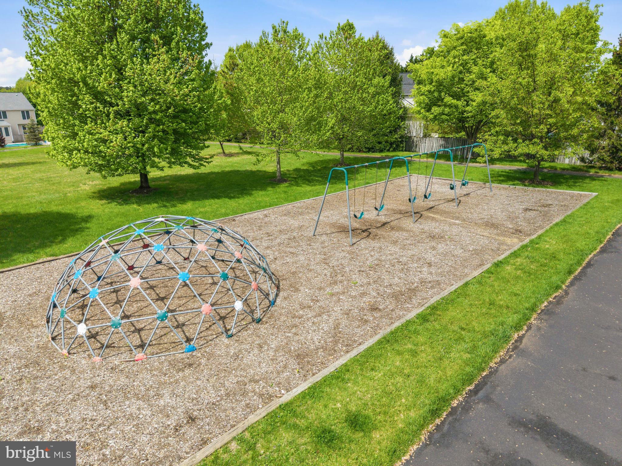 JENNA ESTATES - Residential