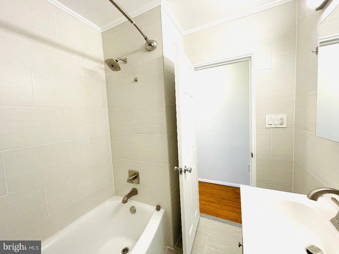 PENNYPACK PARK - Residential Lease