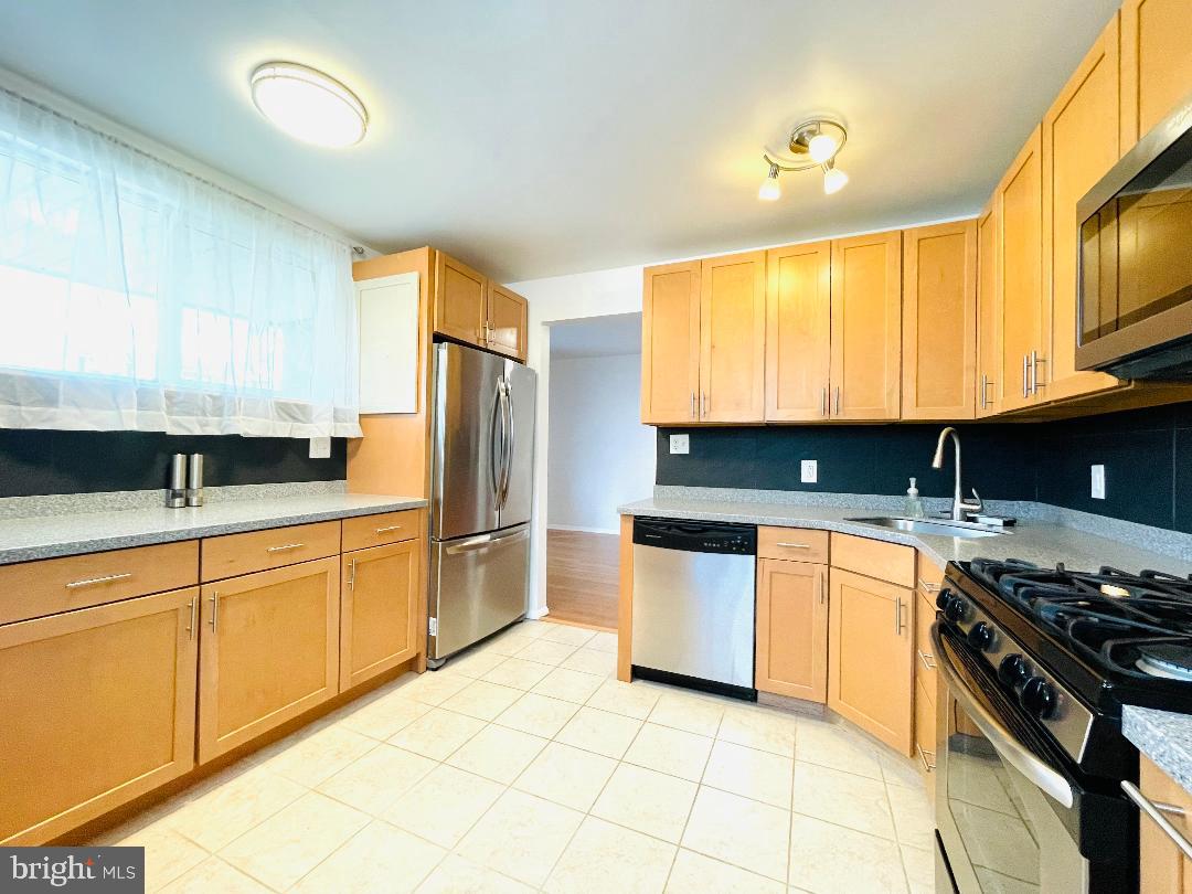 PENNYPACK PARK - Residential Lease