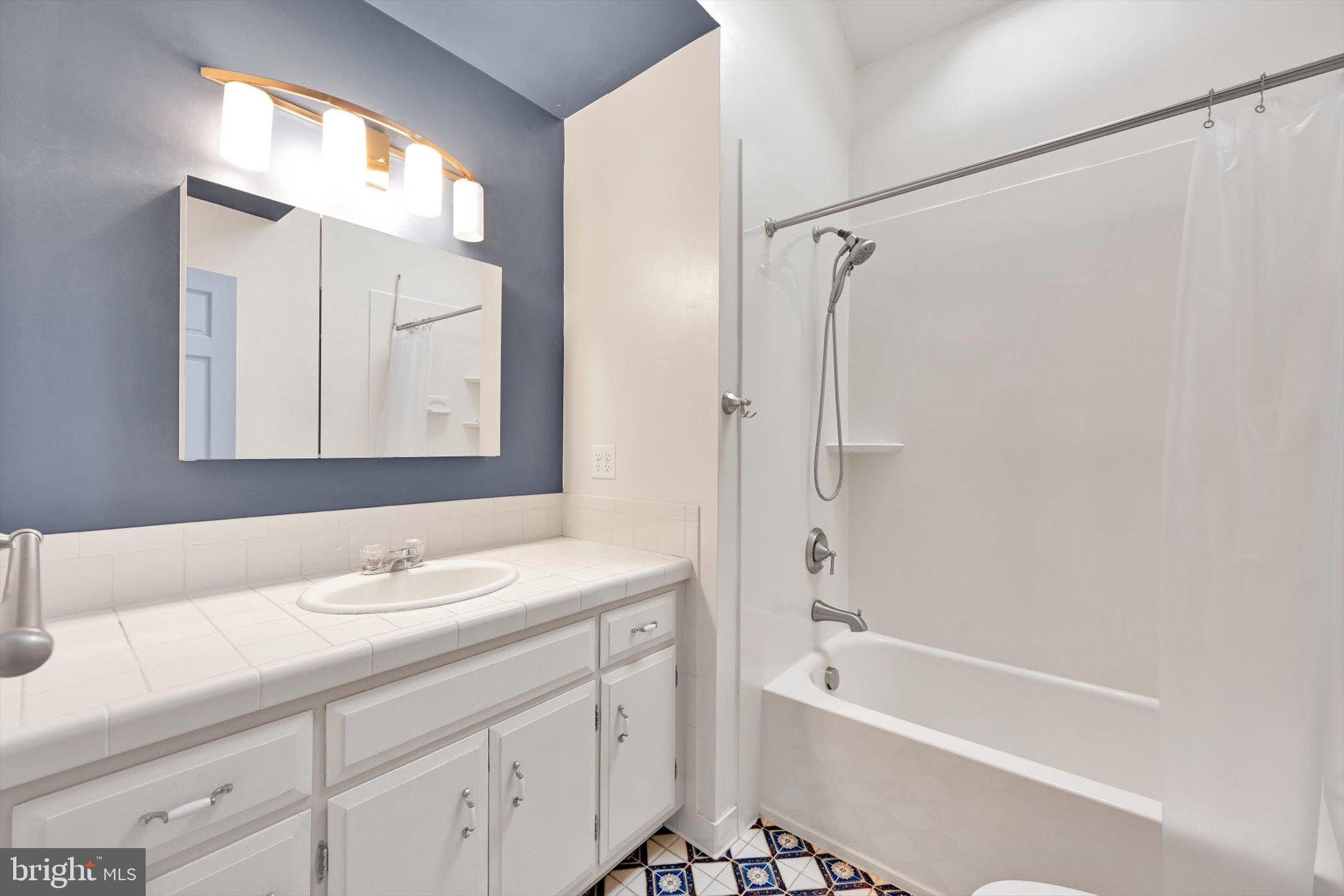 NEW CUMBERLAND BOROUGH - Residential