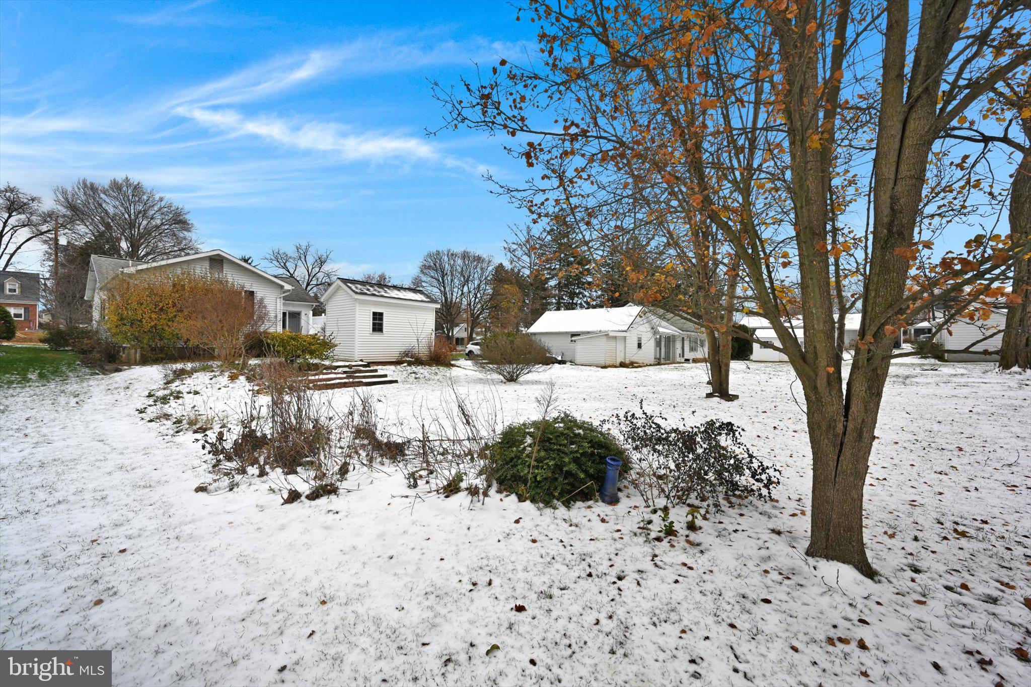 NEW CUMBERLAND BOROUGH - Residential