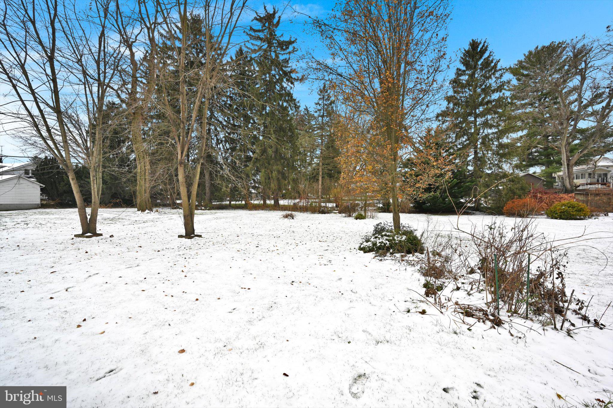 NEW CUMBERLAND BOROUGH - Residential