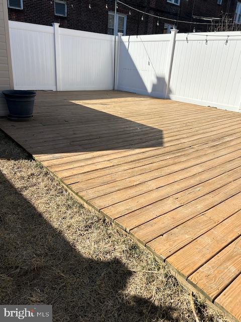 LAWNDALE - Residential