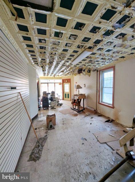 GERMANTOWN - Commercial Sale