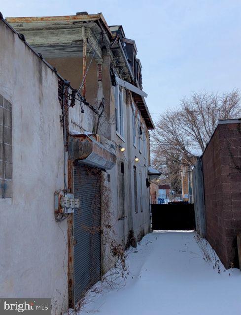 GERMANTOWN - Commercial Sale