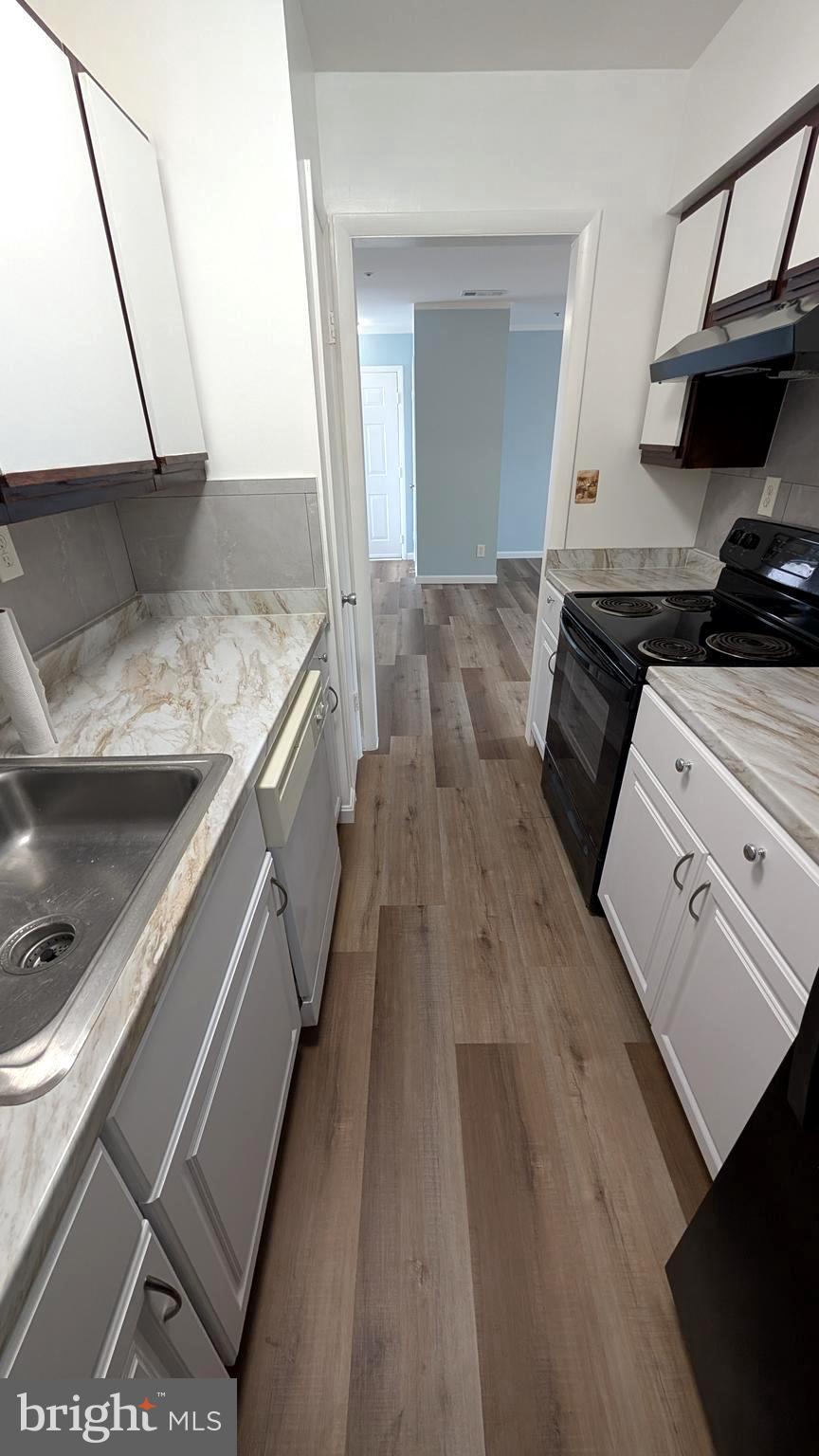 ASPEN FOREST - Residential Lease