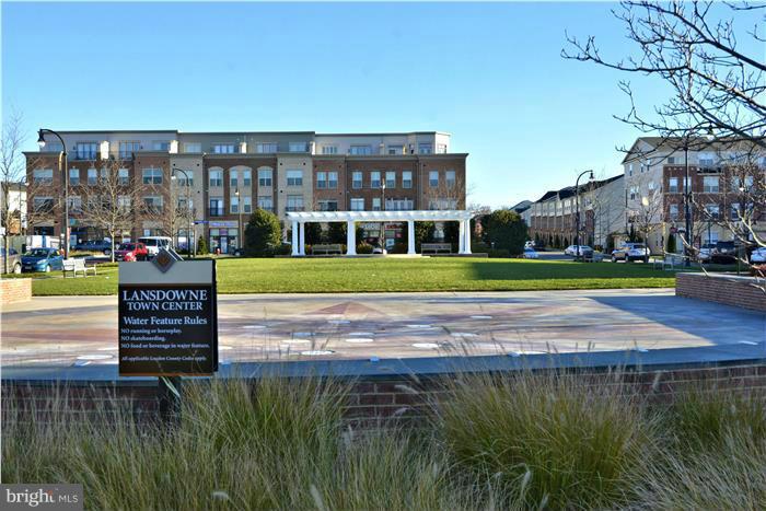 RESIDENCES AT LANSDOWNE - Residential