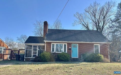 Homes For Rent - 140 Stribling Ave Ave<br/> CHARLOTTESVILLE, VA 22903