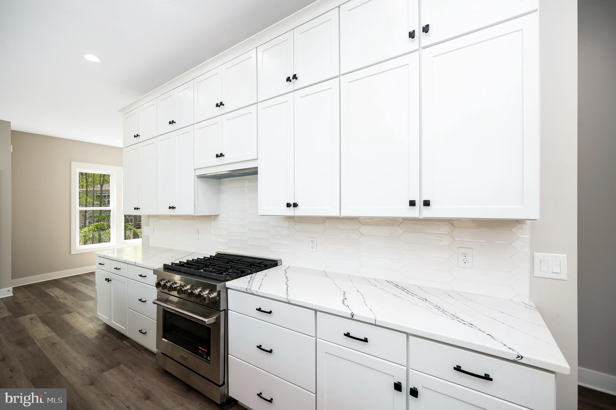 MILL RUN - Residential