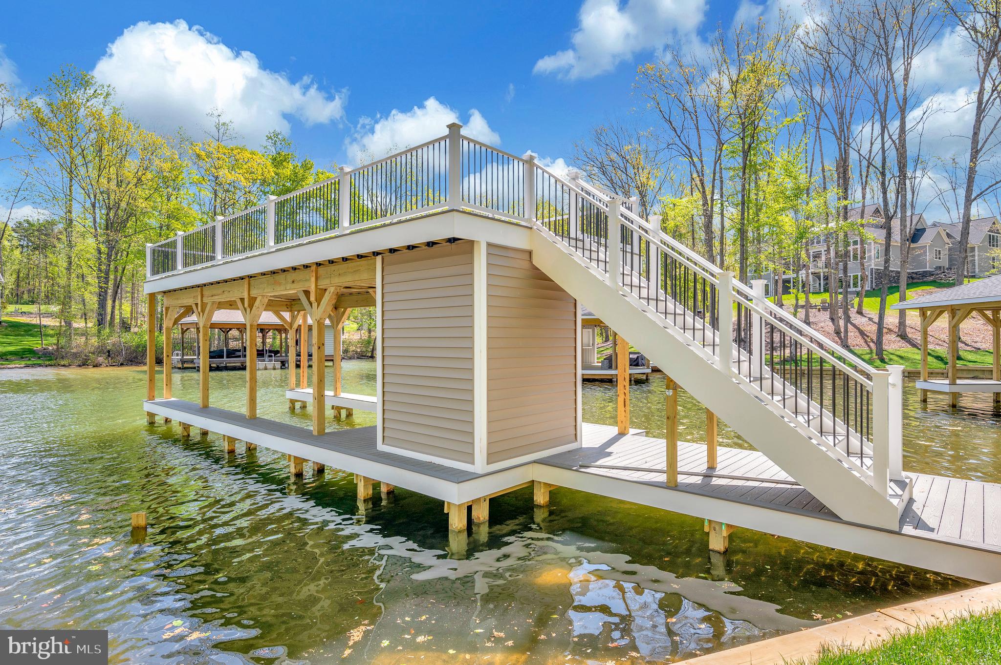 MILL RUN - Residential