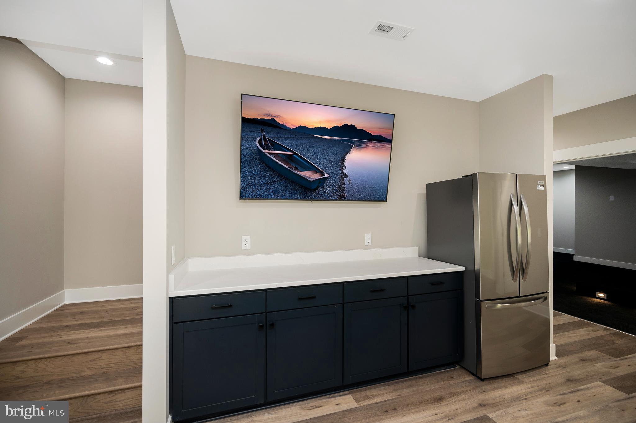 MILL RUN - Residential