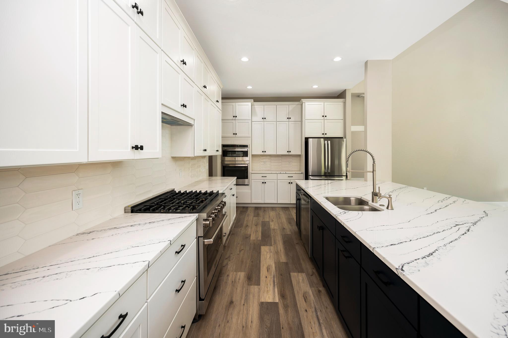 MILL RUN - Residential