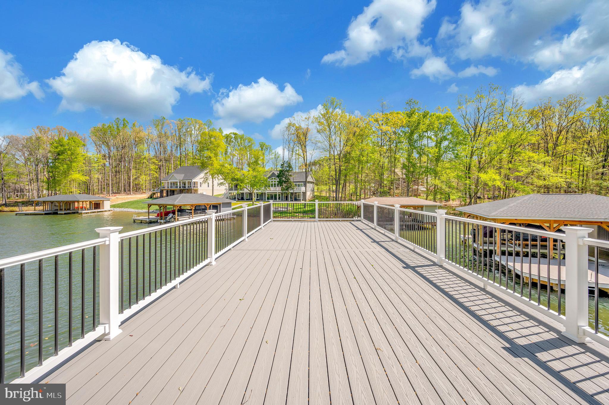 MILL RUN - Residential