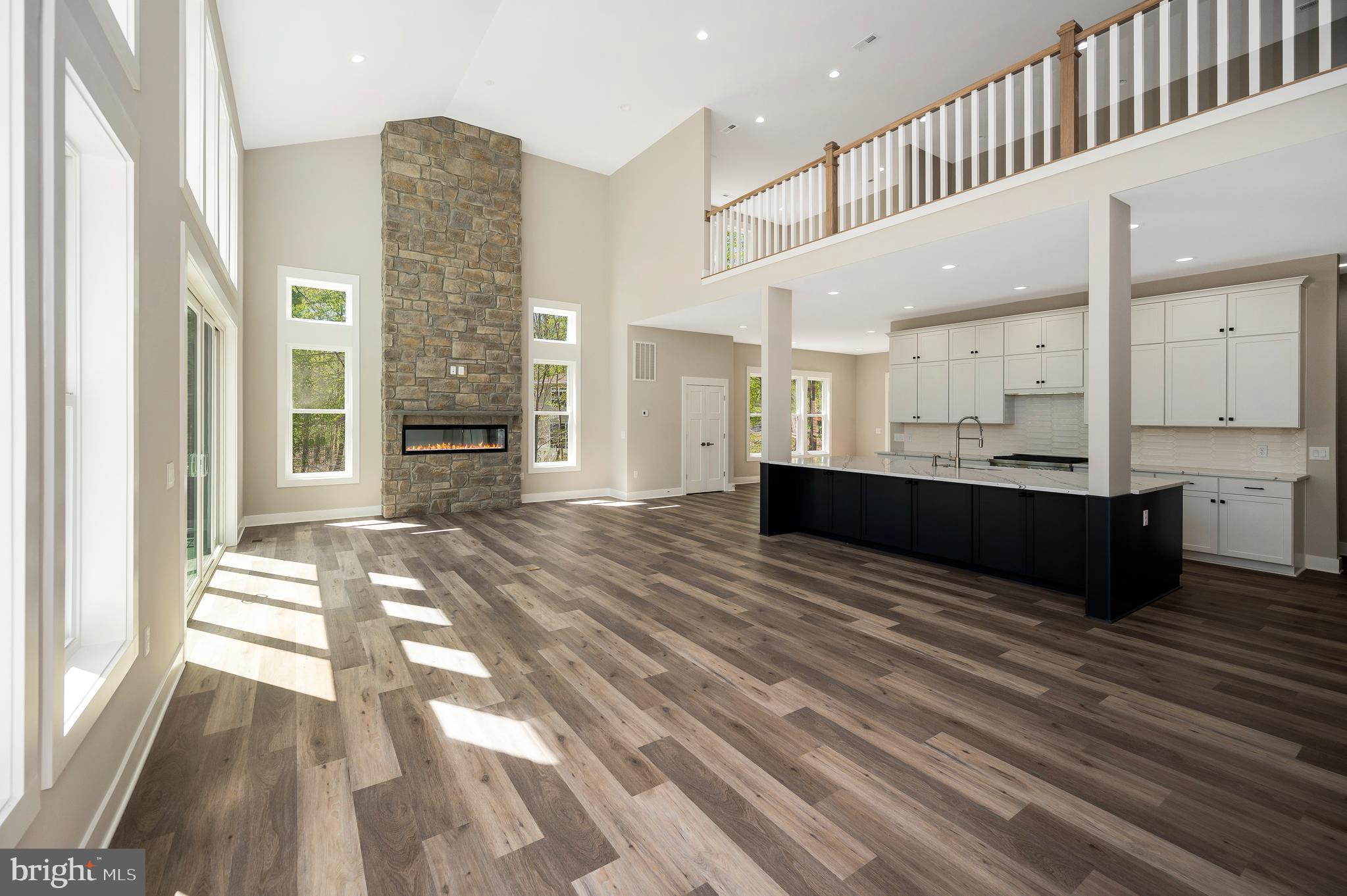 MILL RUN - Residential