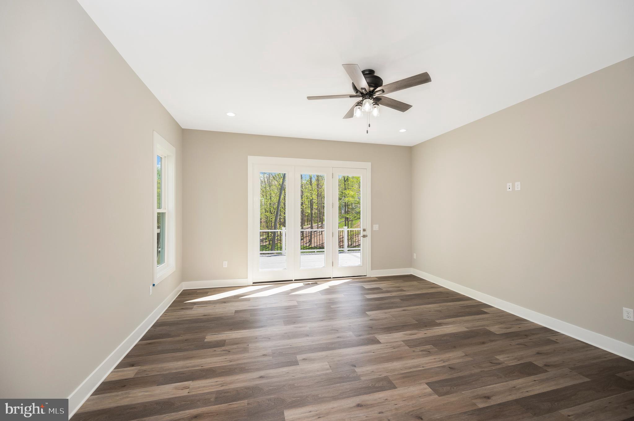 MILL RUN - Residential