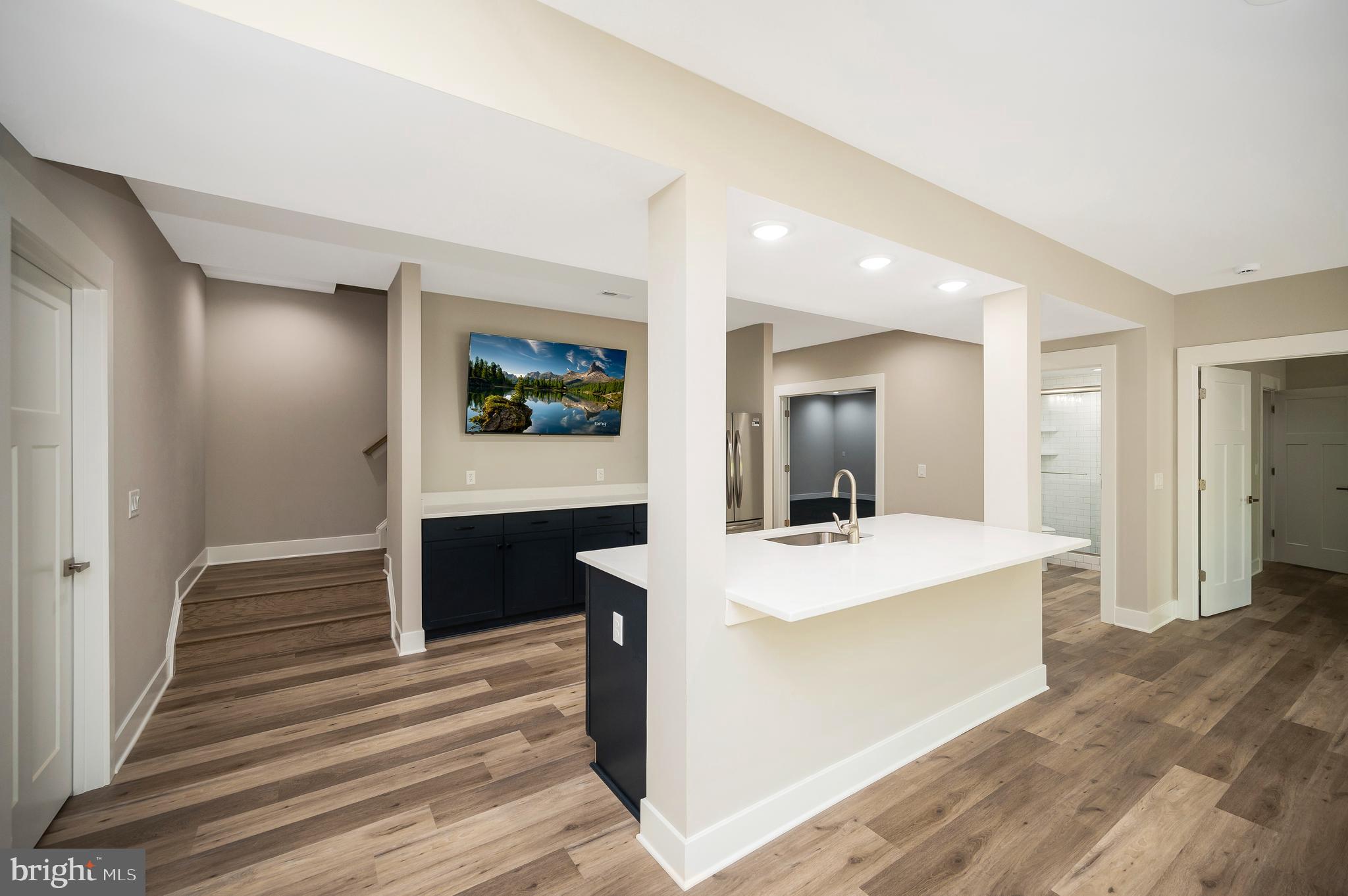 MILL RUN - Residential