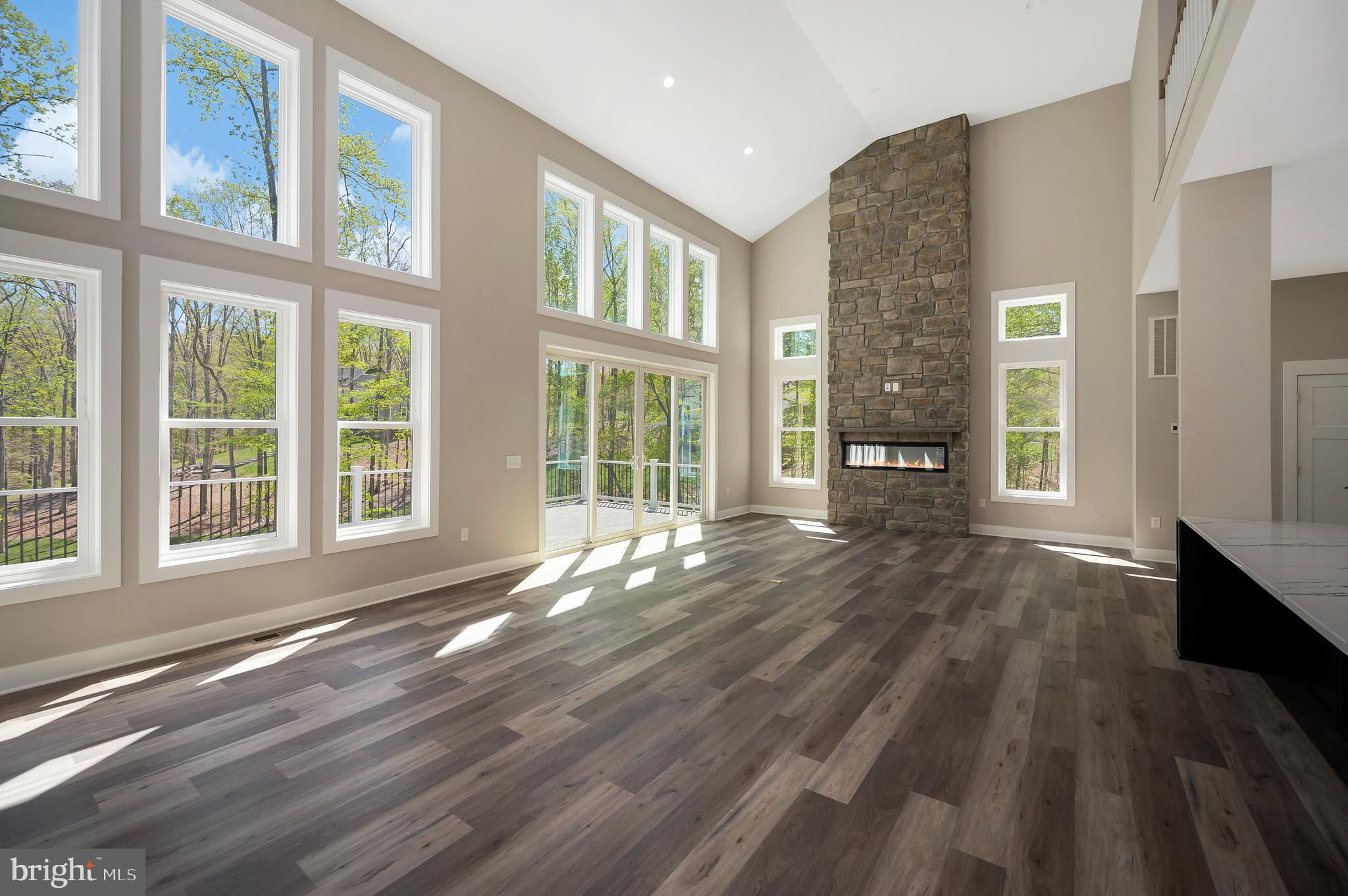 MILL RUN - Residential