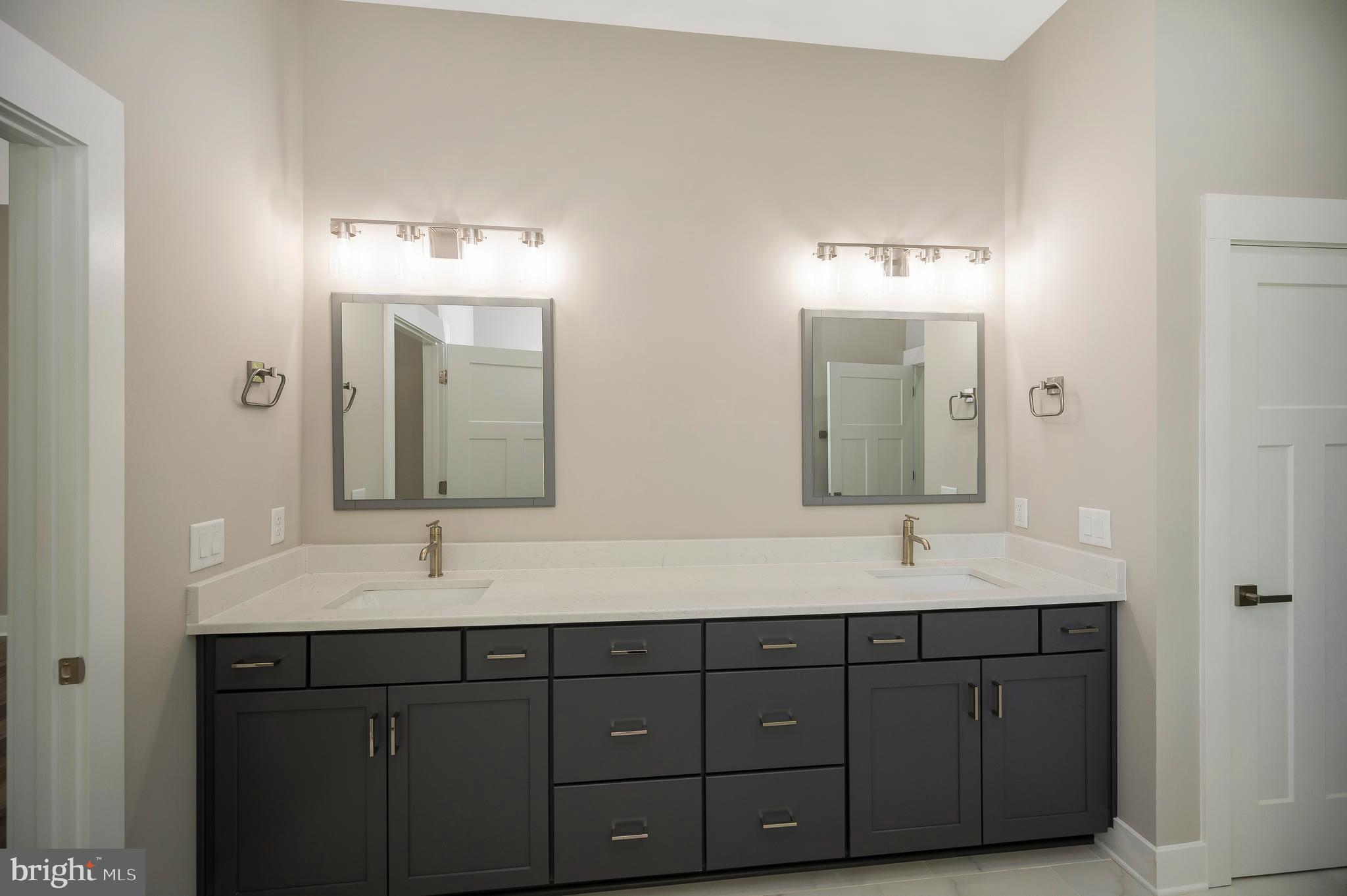 MILL RUN - Residential