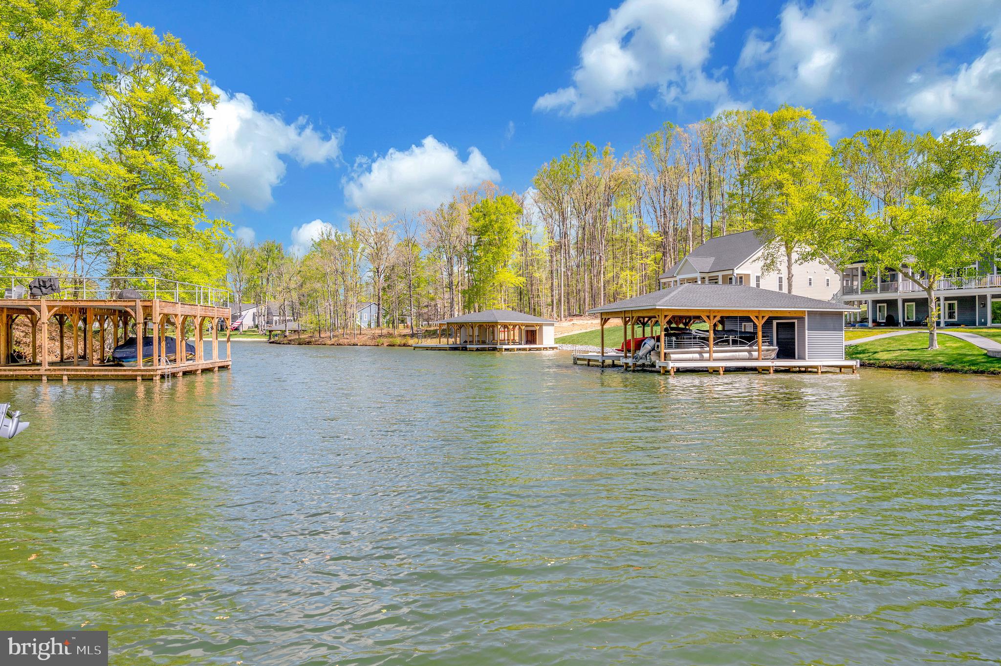 MILL RUN - Residential