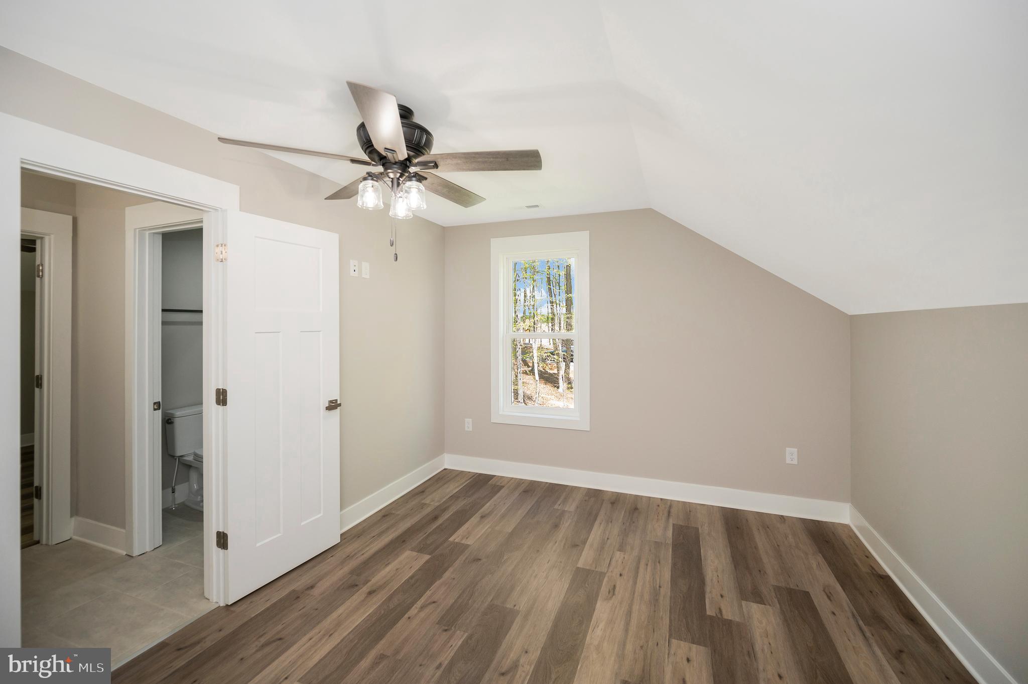 MILL RUN - Residential