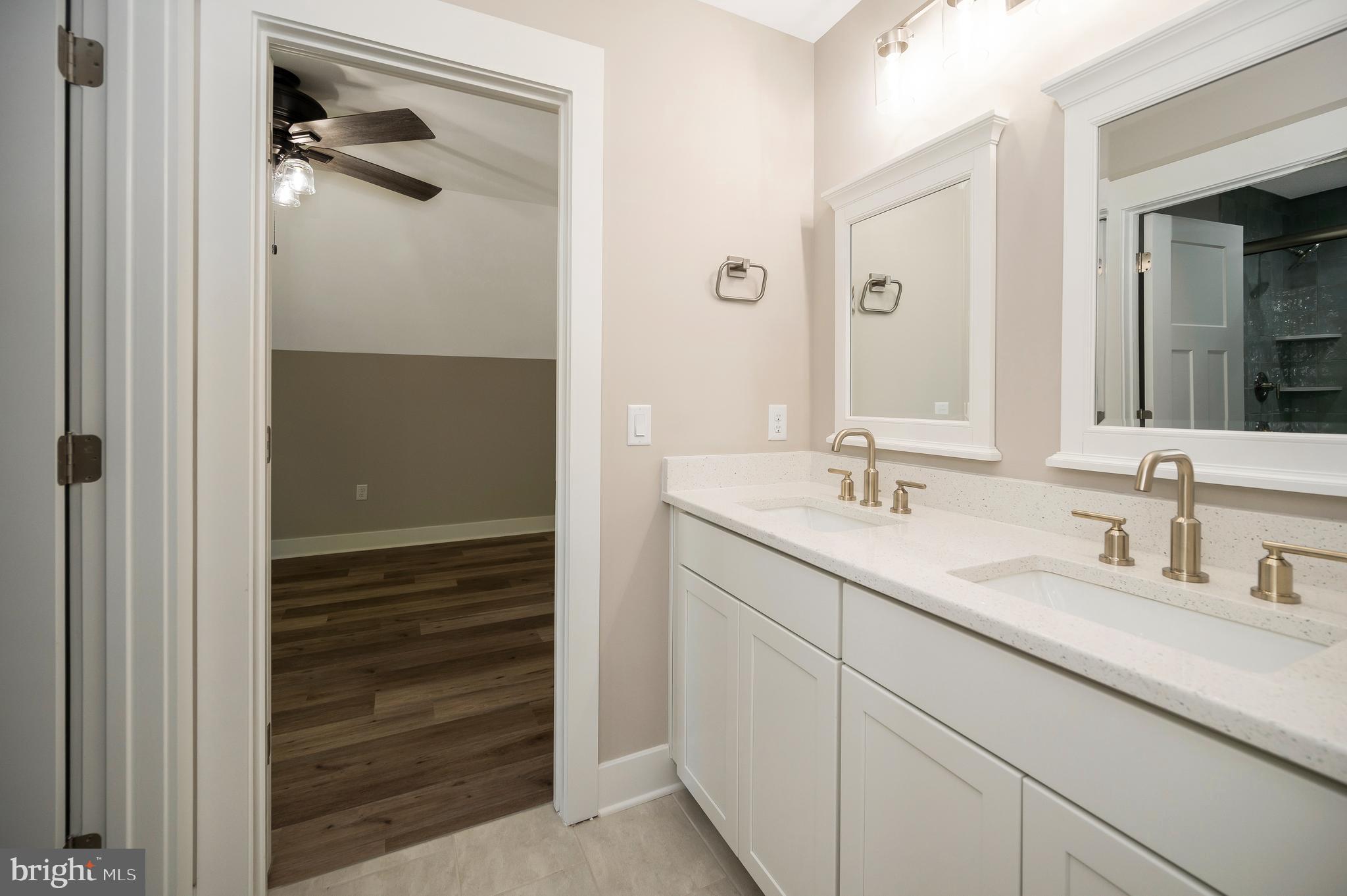 MILL RUN - Residential