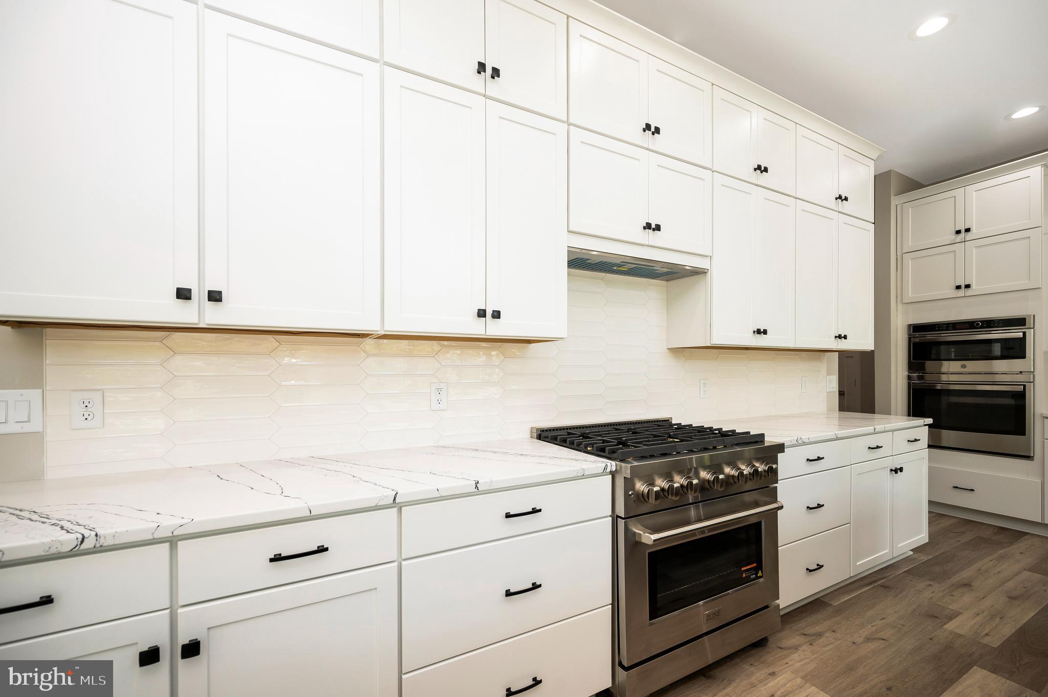 MILL RUN - Residential