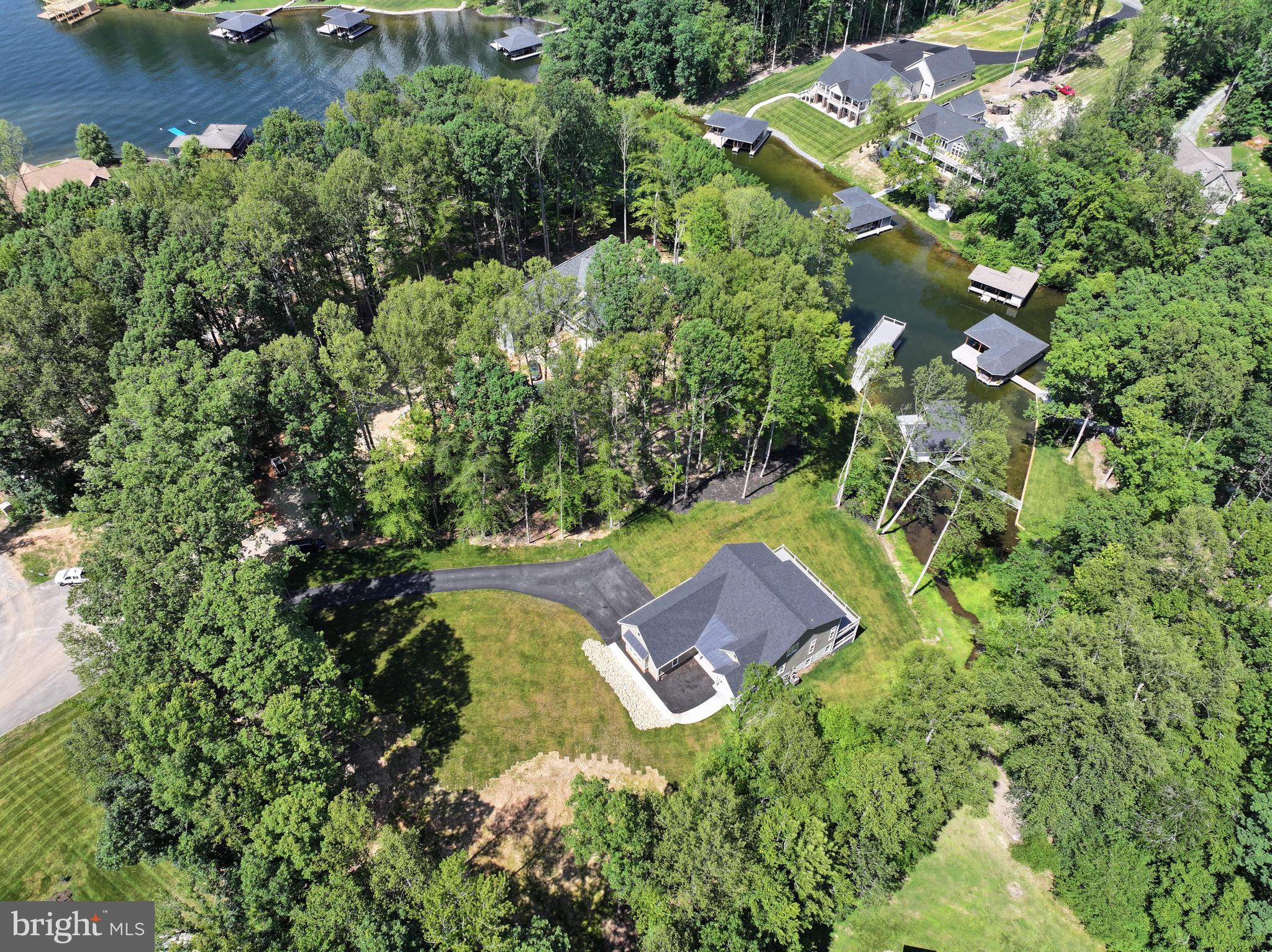 MILL RUN - Residential