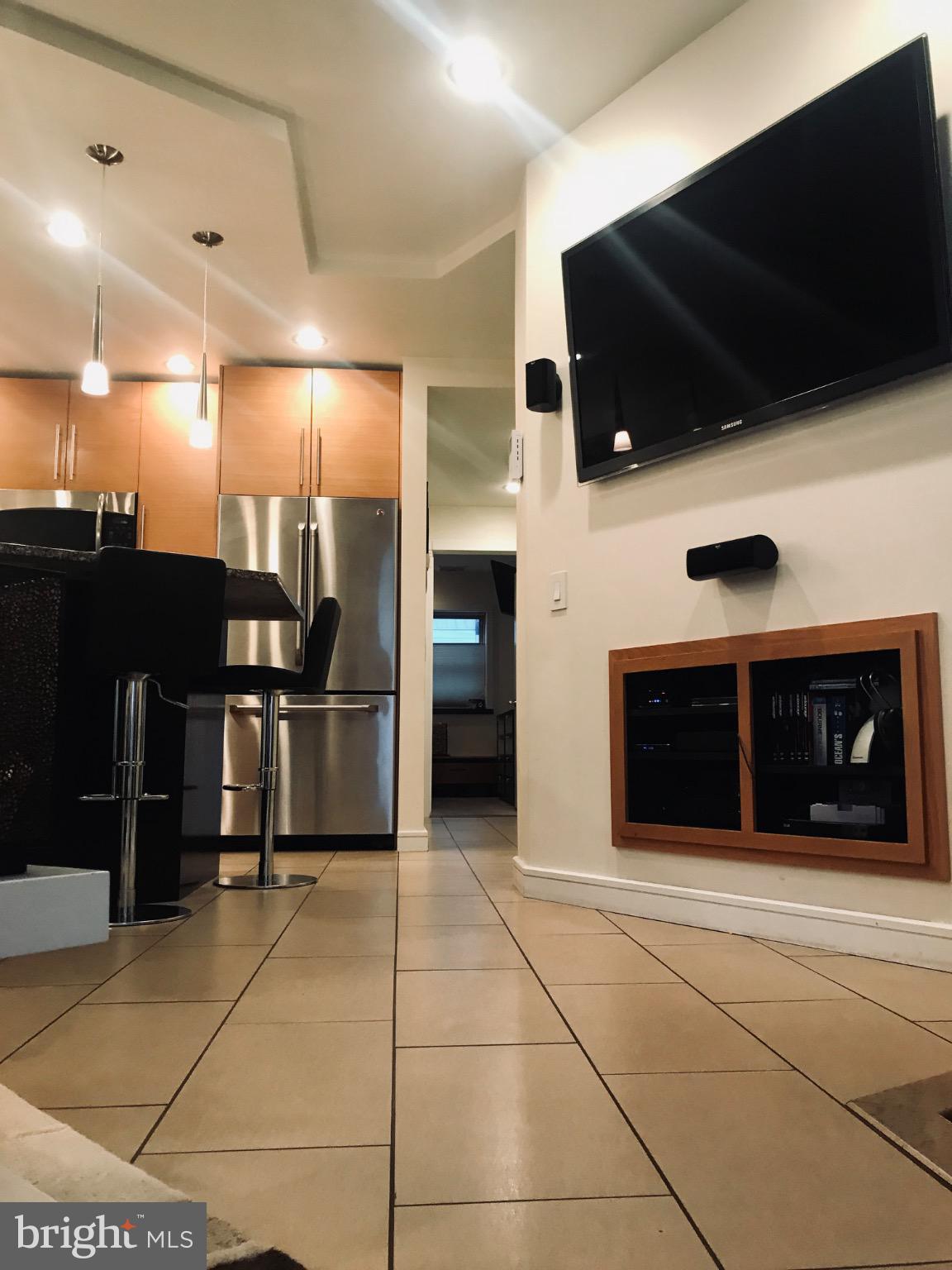 GIRARD ESTATES - Residential