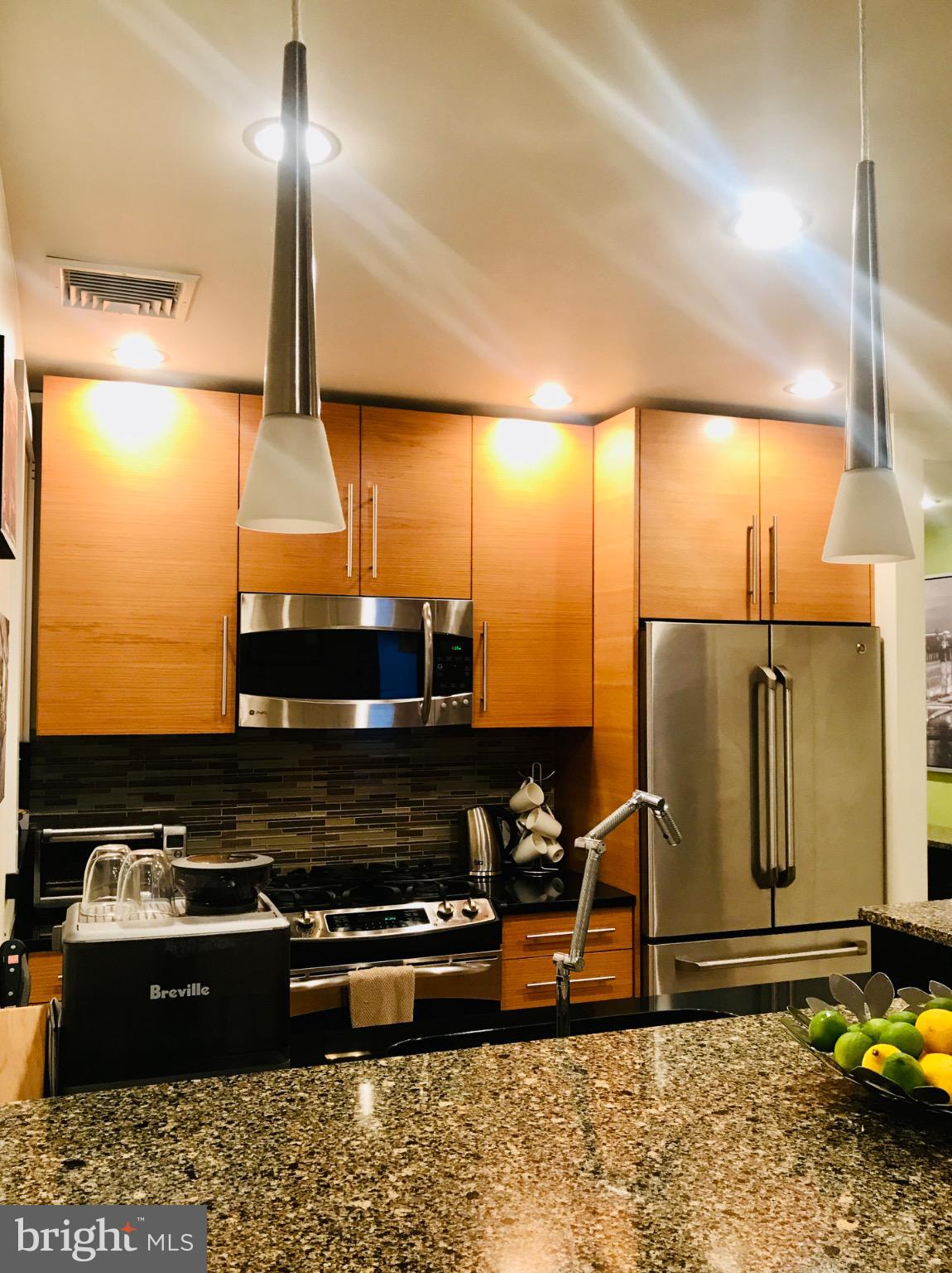 GIRARD ESTATES - Residential