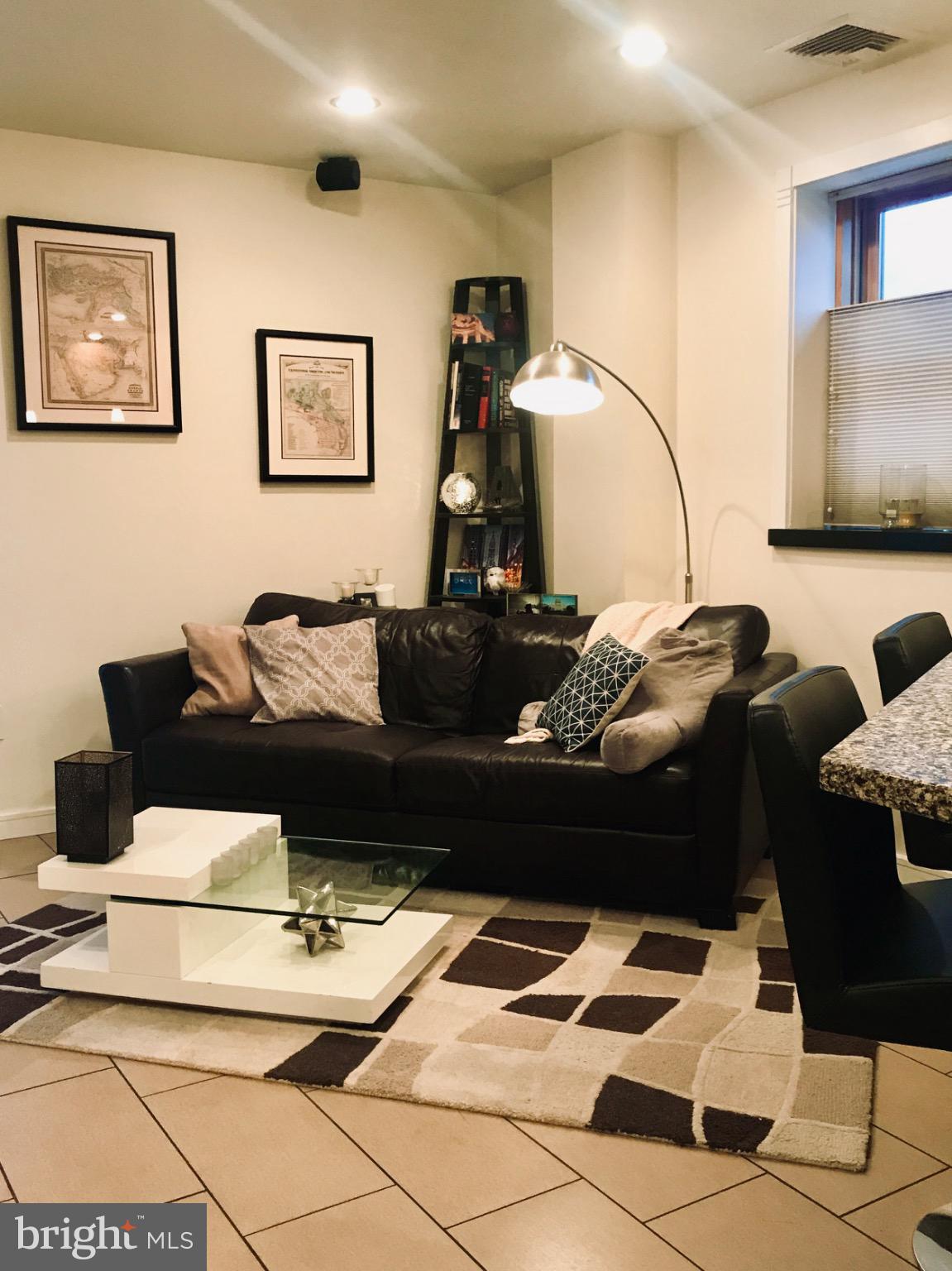 GIRARD ESTATES - Residential