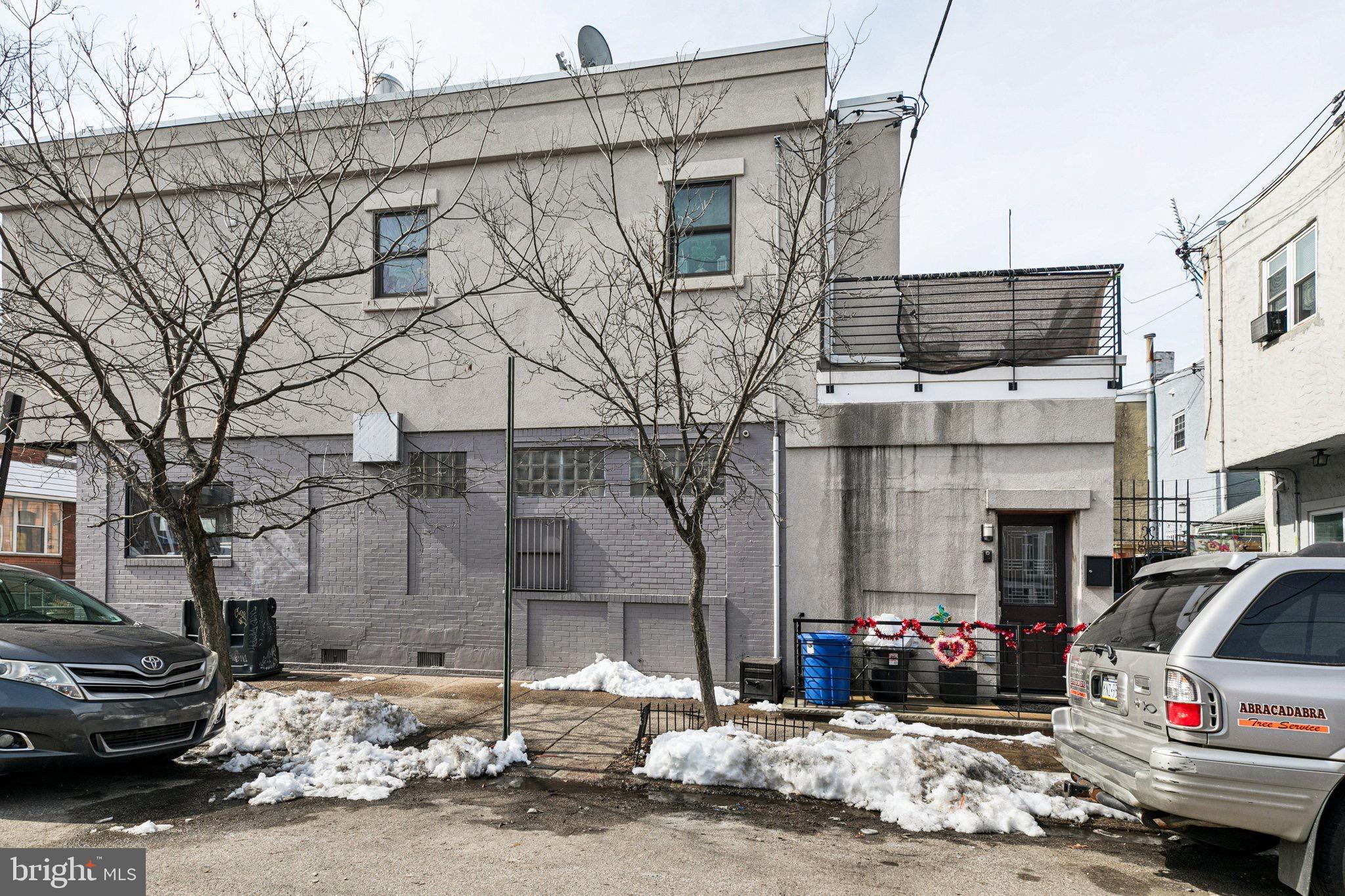 GIRARD ESTATES - Residential