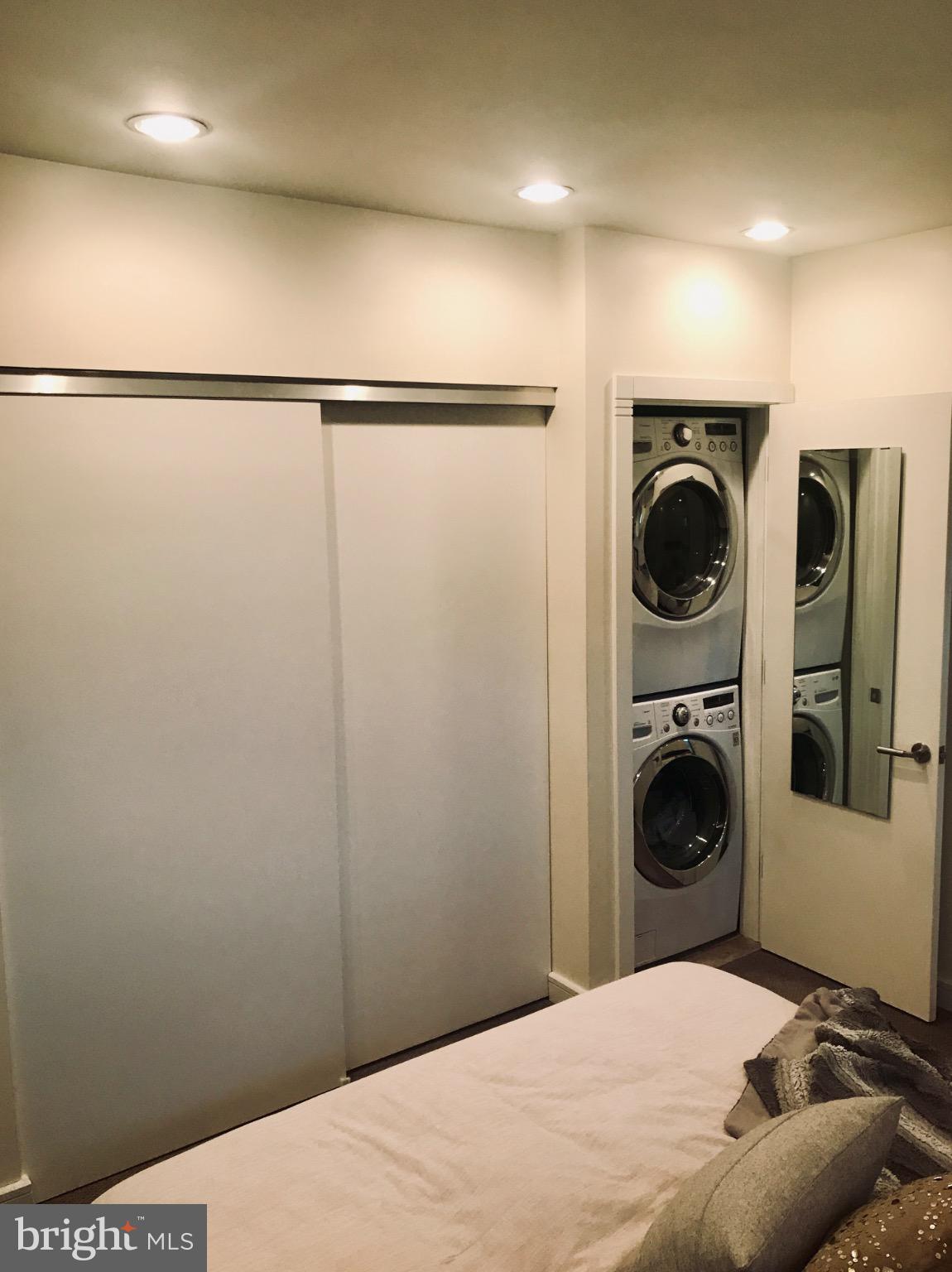 GIRARD ESTATES - Residential