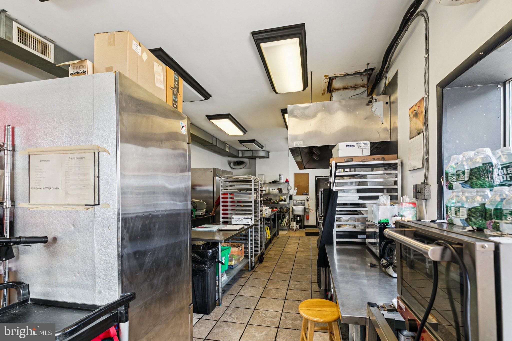 GIRARD ESTATES - Residential