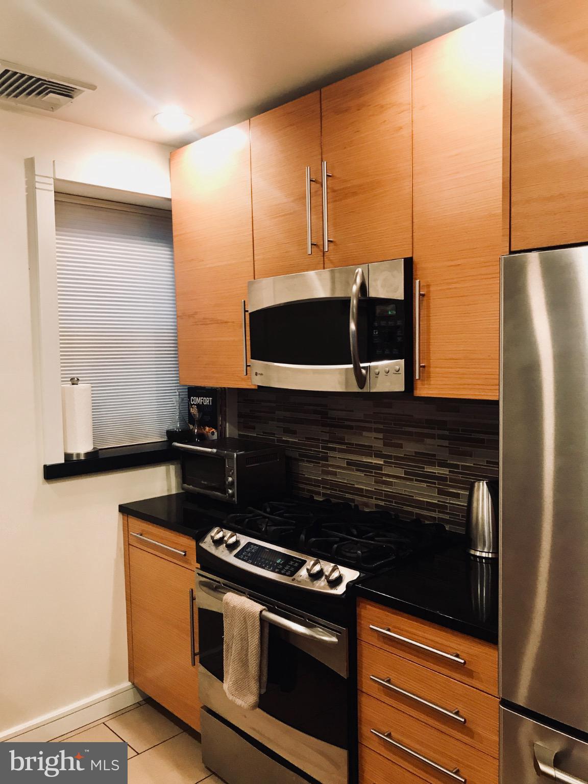 GIRARD ESTATES - Residential