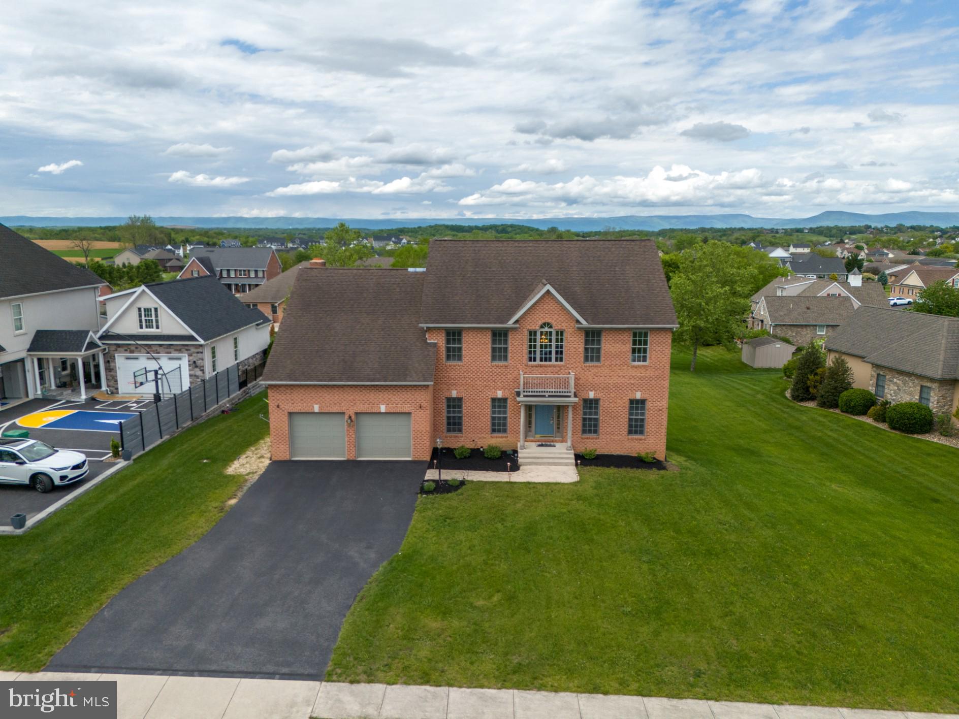 HERITAGE ESTATES - Residential