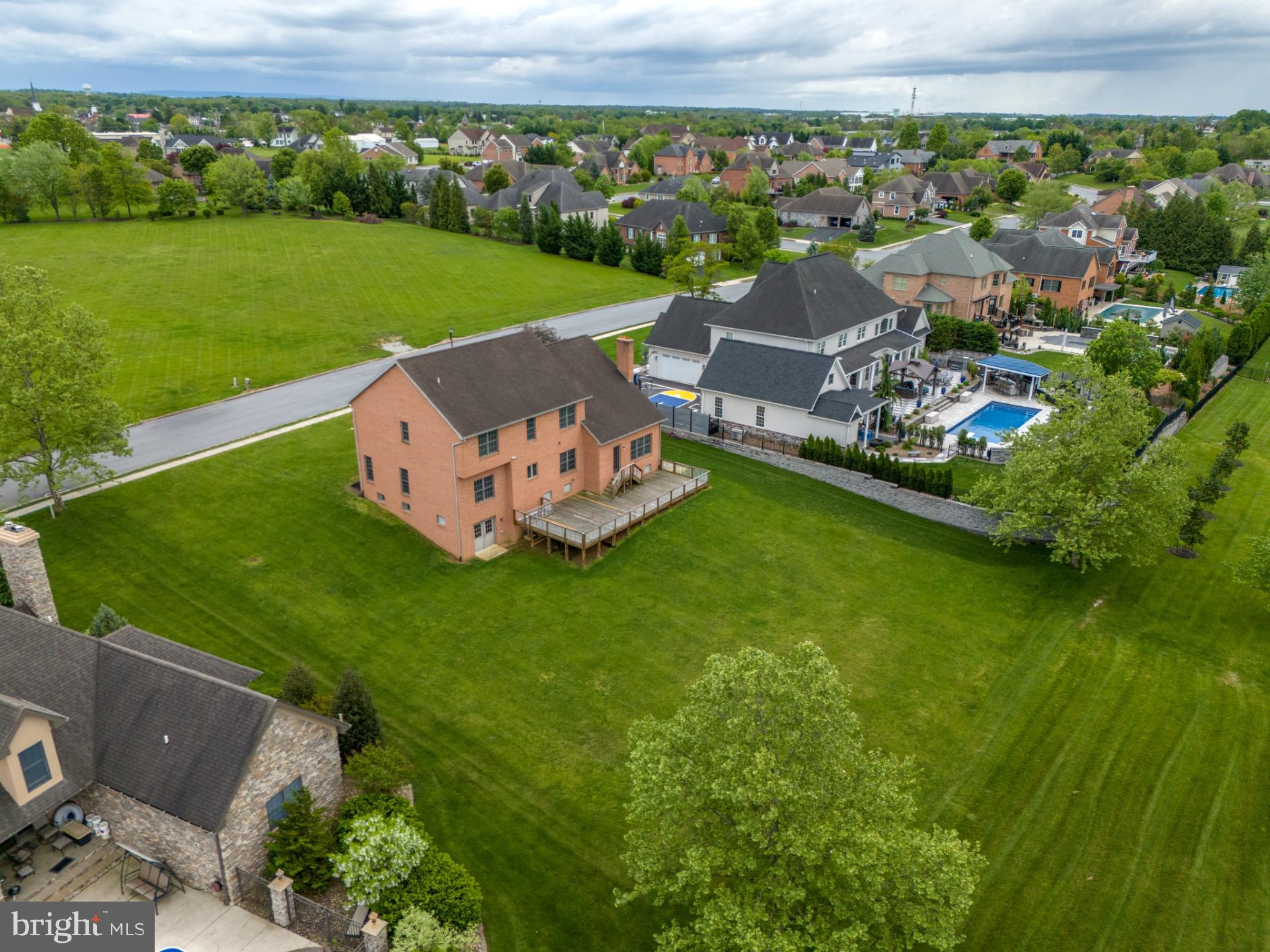 HERITAGE ESTATES - Residential