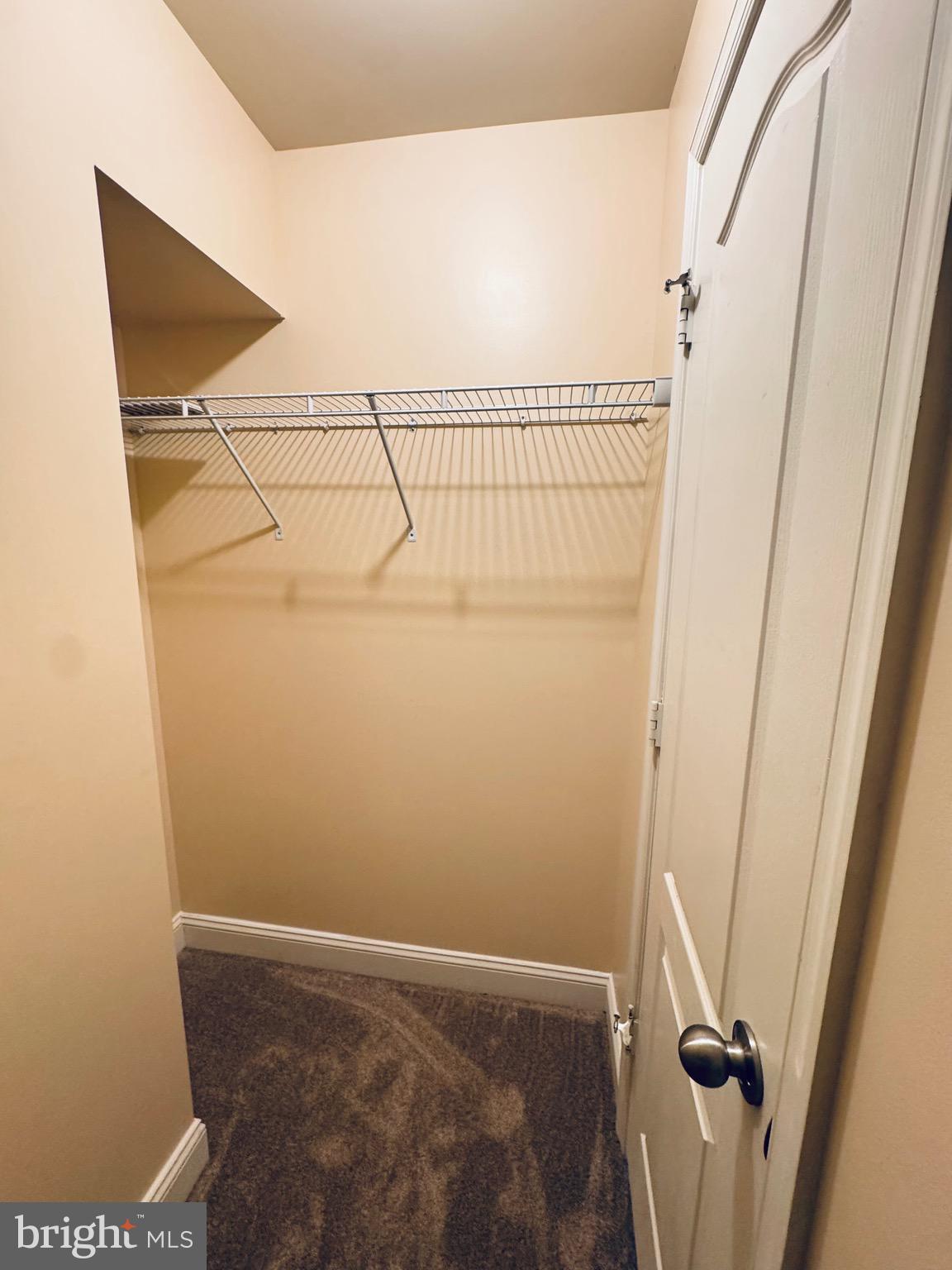 TRIANGLE HIGHLANDS CONDO - Residential Lease