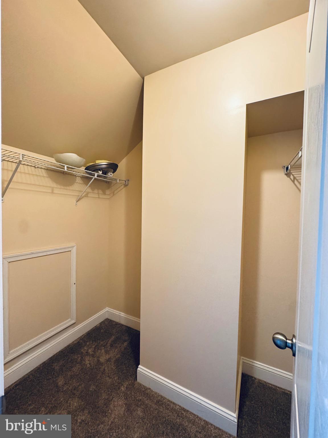 TRIANGLE HIGHLANDS CONDO - Residential Lease