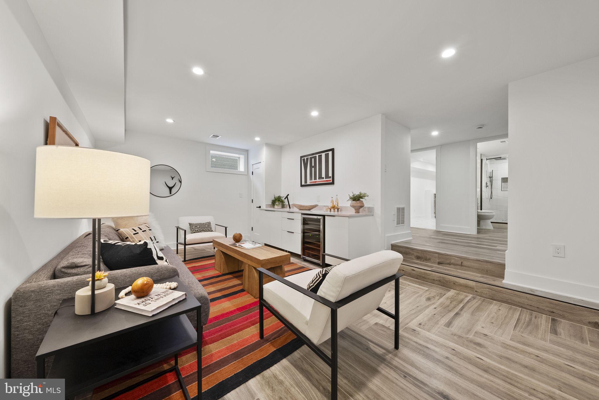 BRADDOCK HEIGHTS - Residential