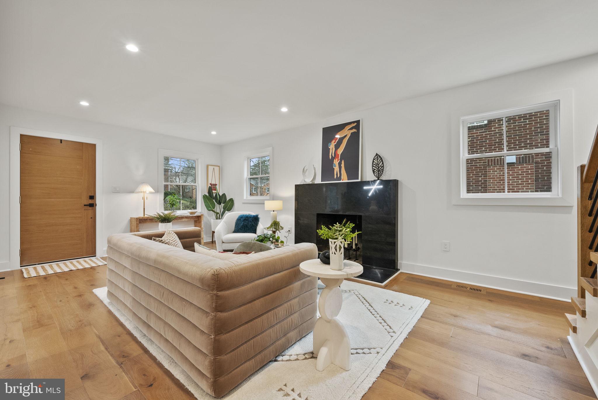 BRADDOCK HEIGHTS - Residential