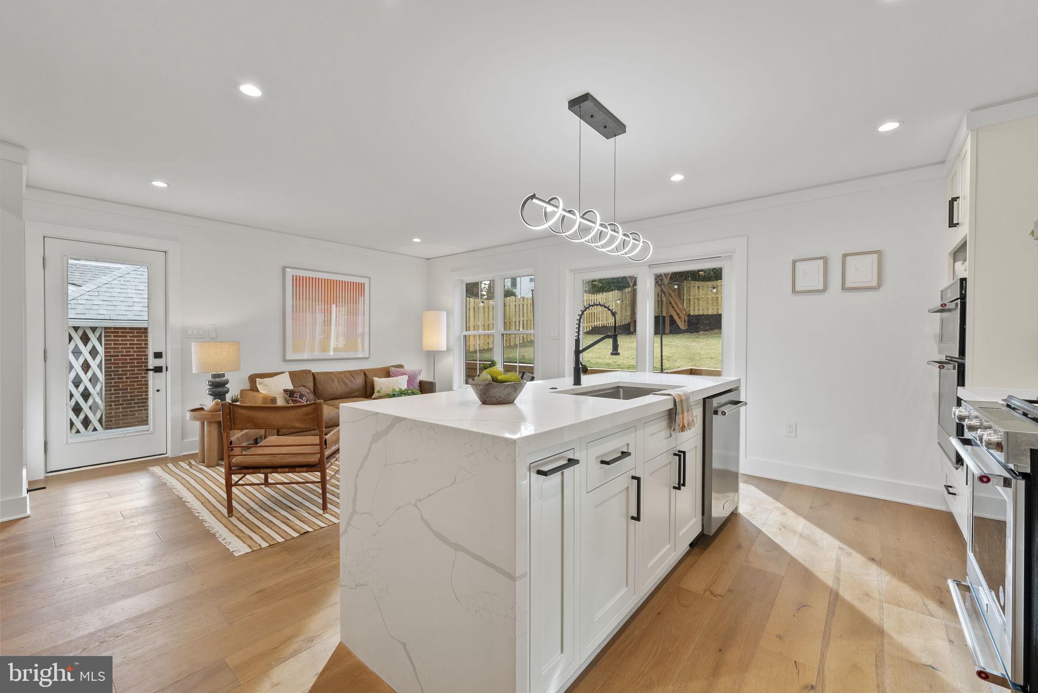 BRADDOCK HEIGHTS - Residential