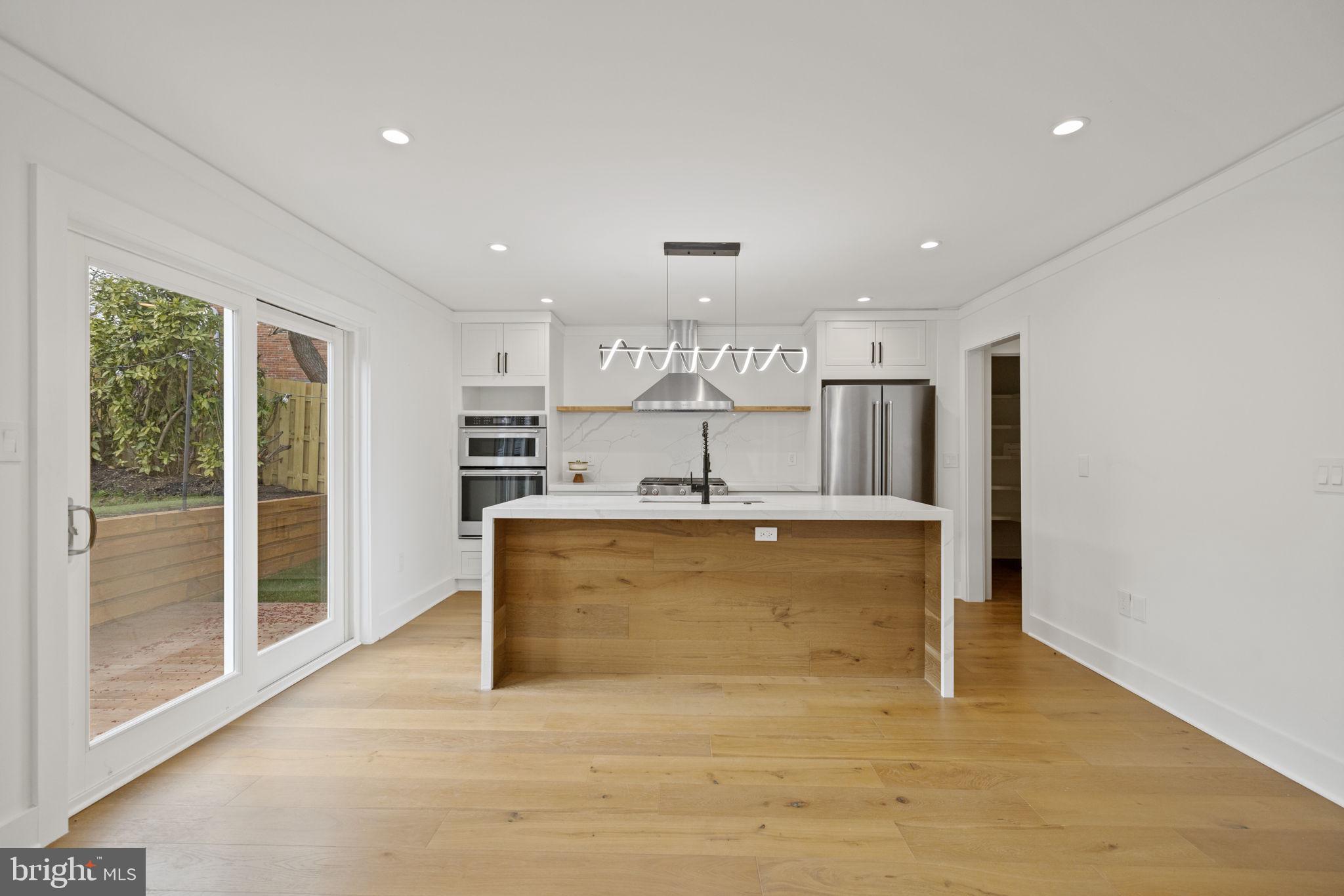 BRADDOCK HEIGHTS - Residential